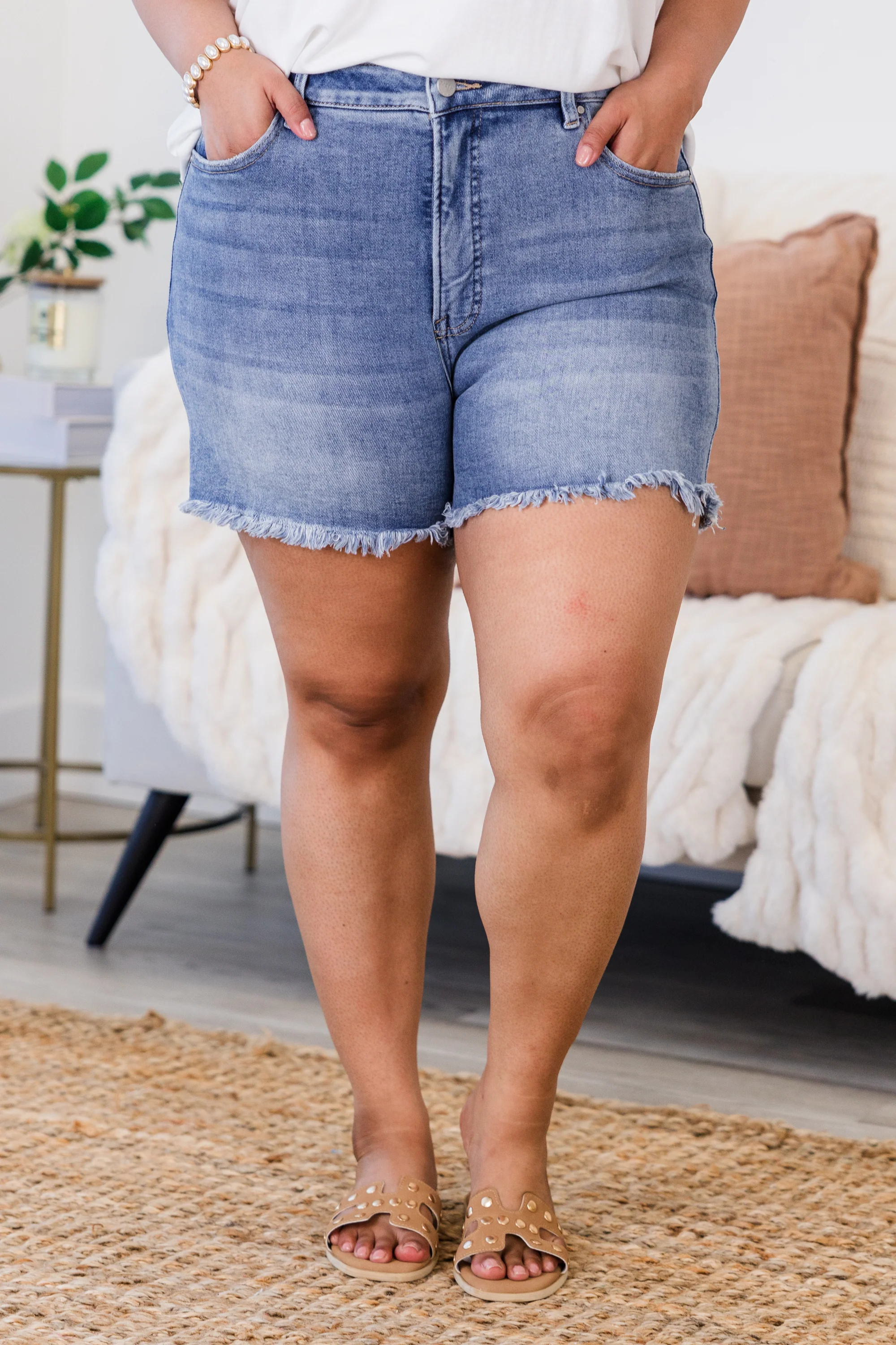 Feeling Beautiful Shorts, Medium - Giverhouse