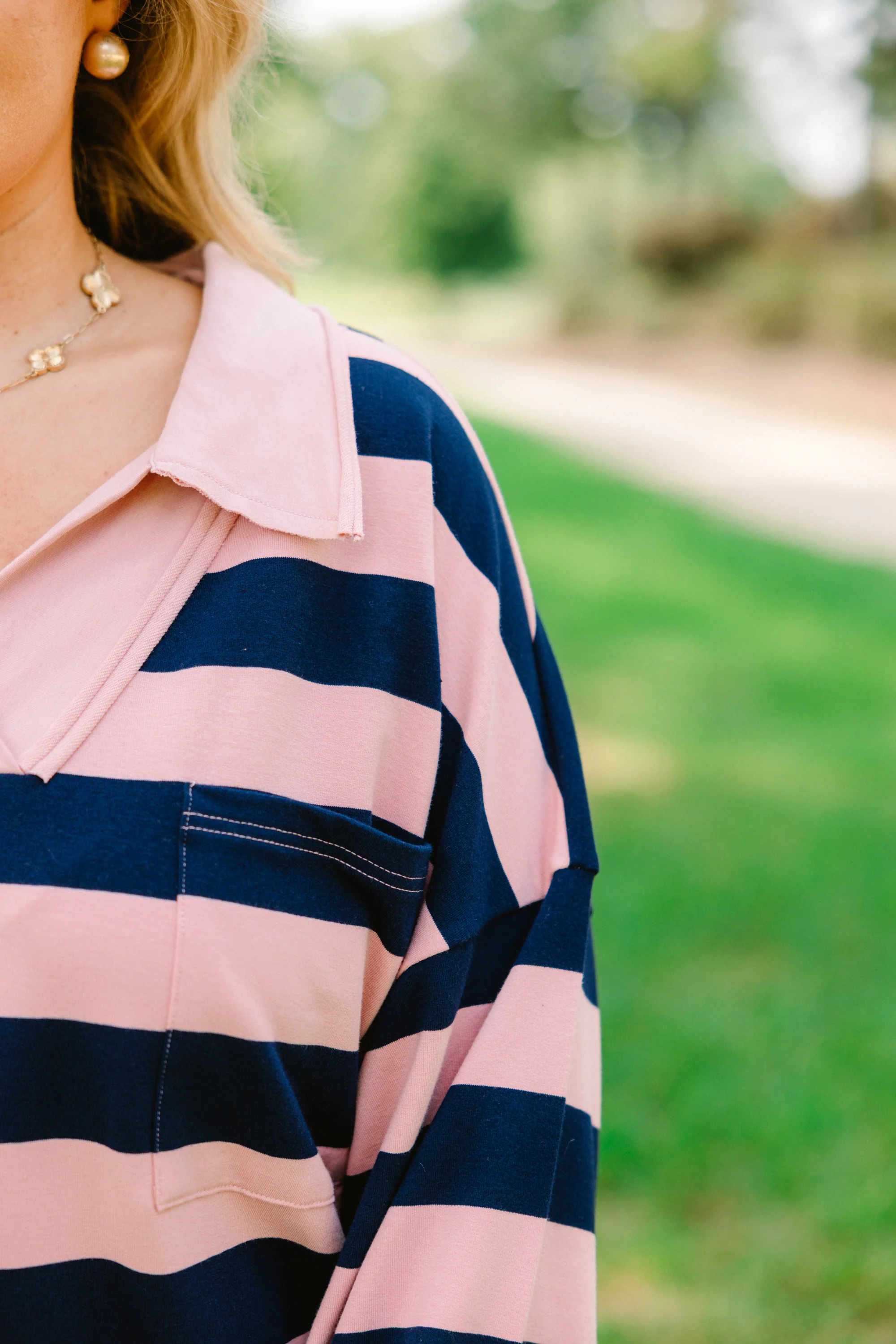 Heartland Home Sweatshirt, Navy-Pink - Giverhouse