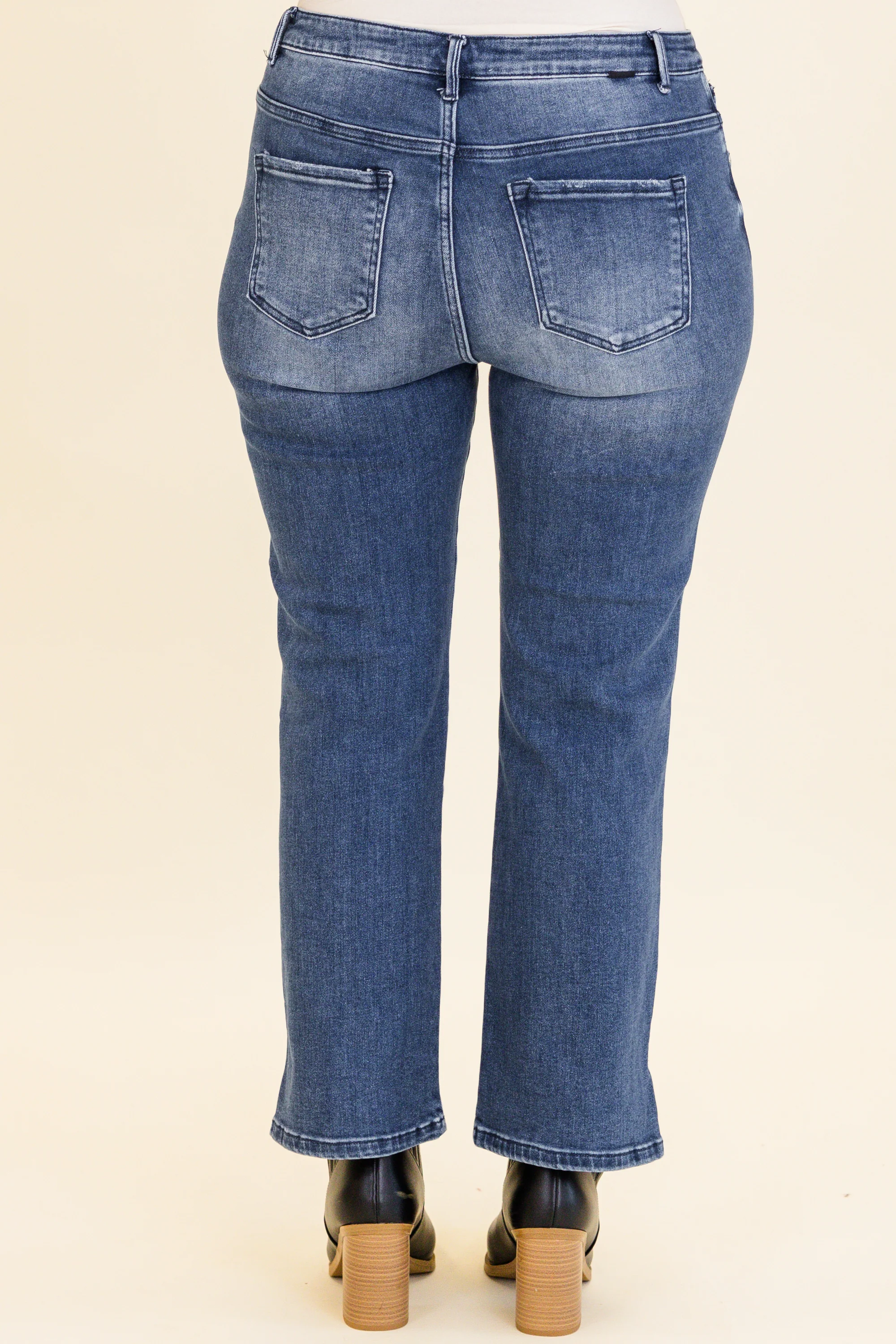 I'm In Charge Jeans, Medium Wash - Giverhouse