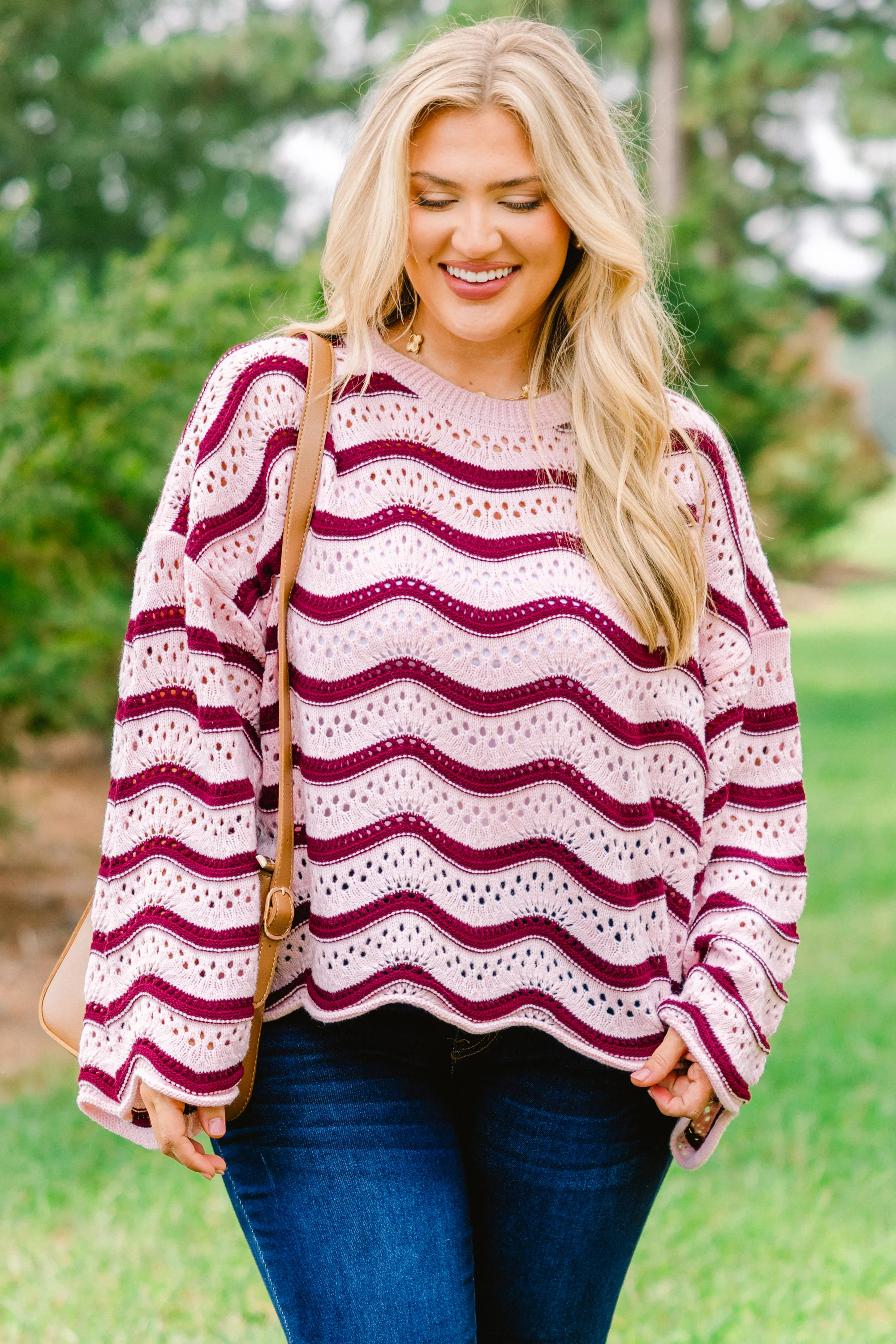 Wavy Comfort Sweater, Pink-Maroon - Giverhouse