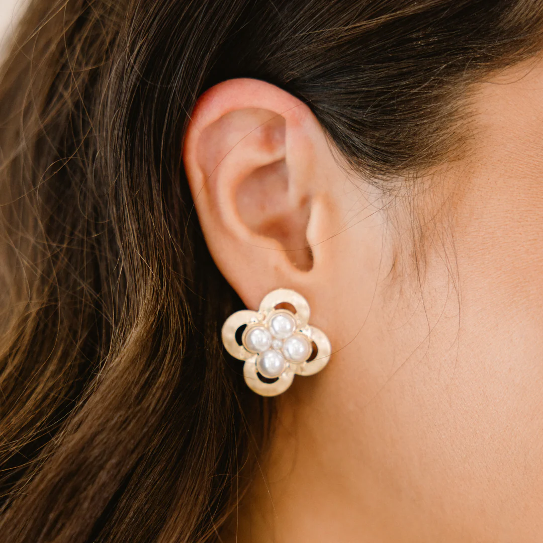 We Stick Together Earrings, Gold - Giverhouse