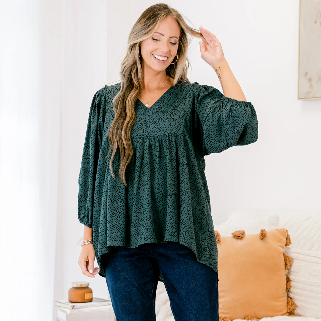 Looking For A Message Top, Green - Giverhouse