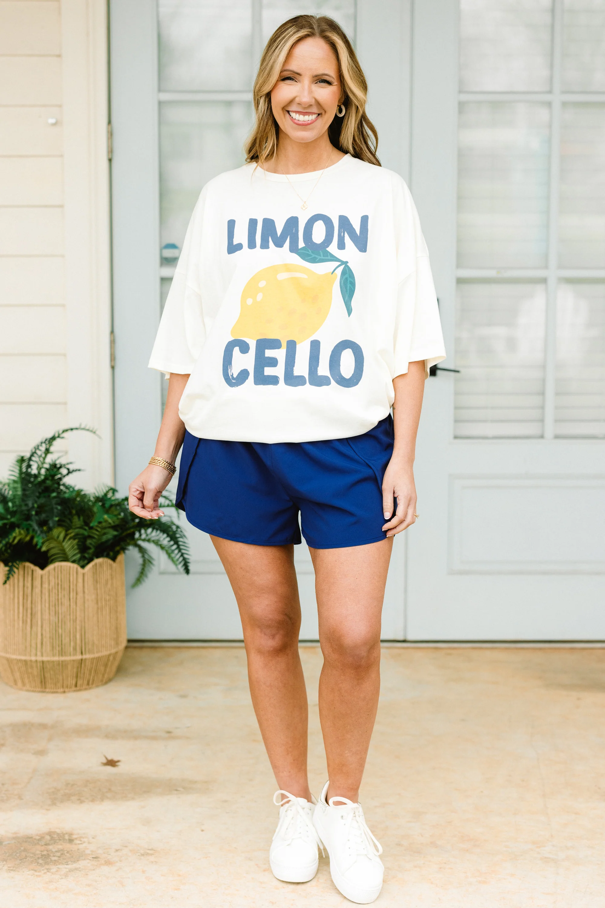 Sporty Chic Shorts, Light Navy - Giverhouse