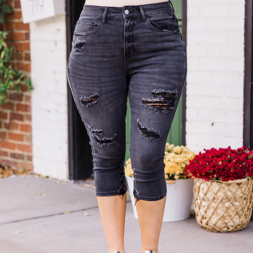 Judy Blue: Do You Ever Capris, Black - Giverhouse