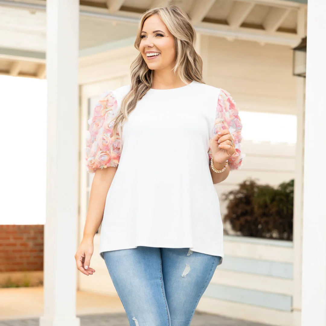 Elegant Moves Top, White - Giverhouse