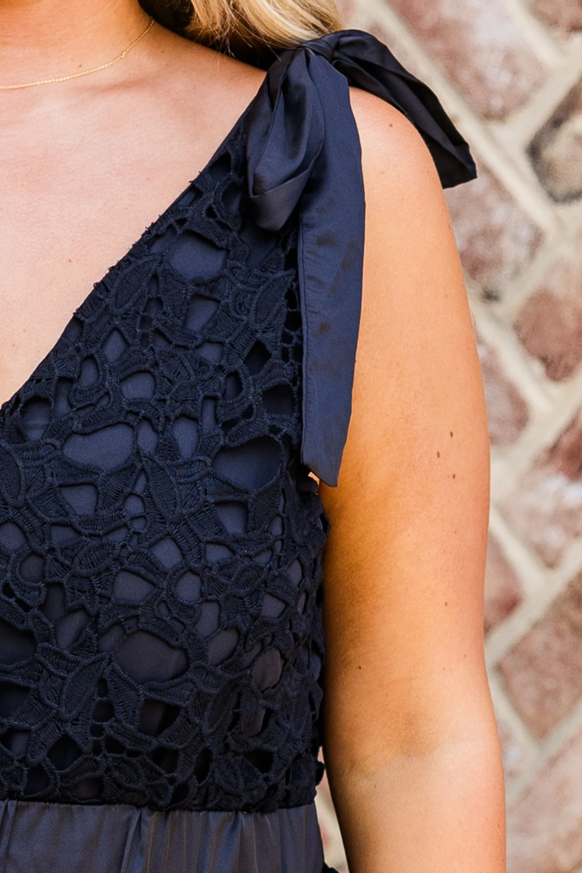 Midnight Elegance Maxi Dress, Black - Giverhouse