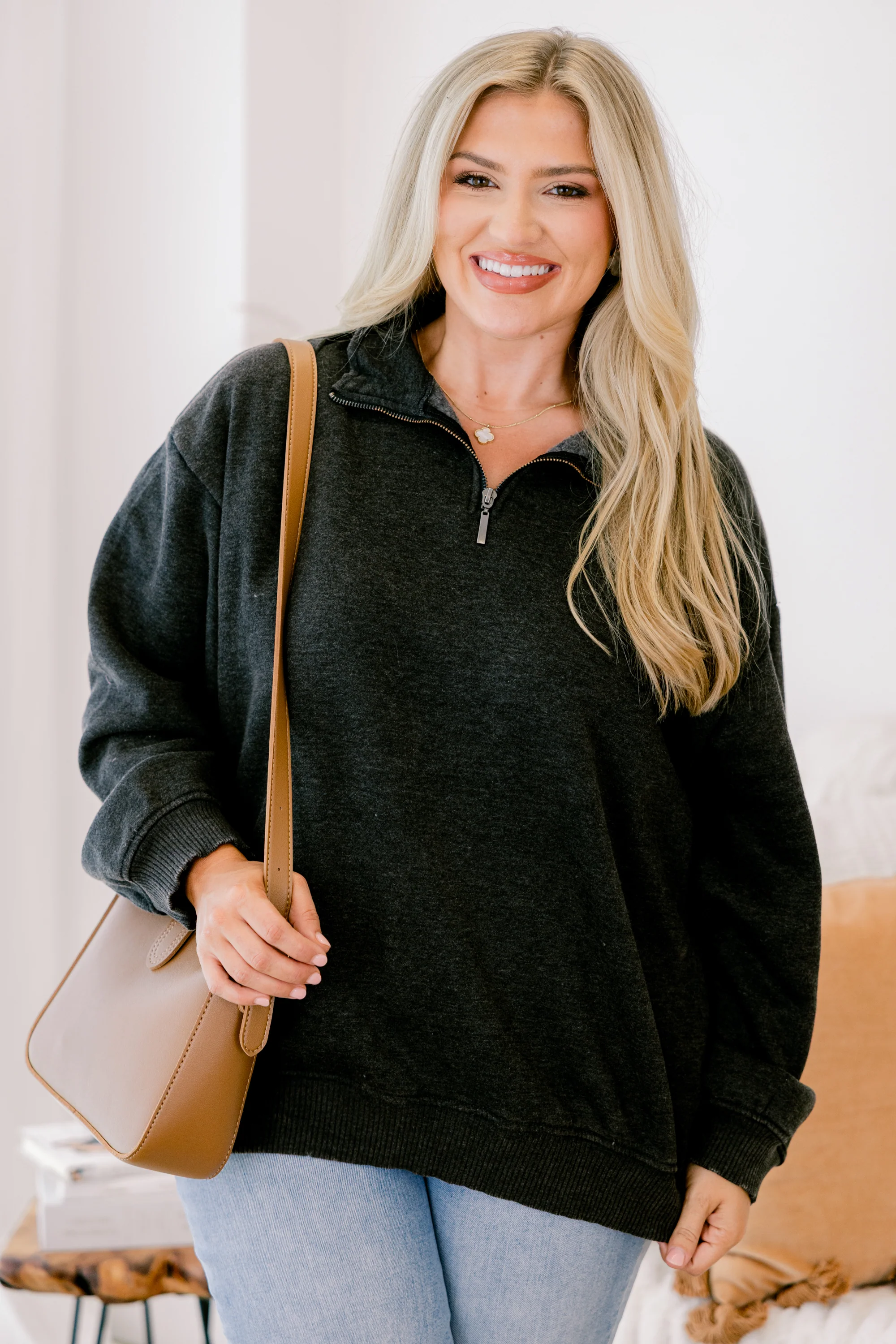 Time To Tell Pullover, Black - Giverhouse