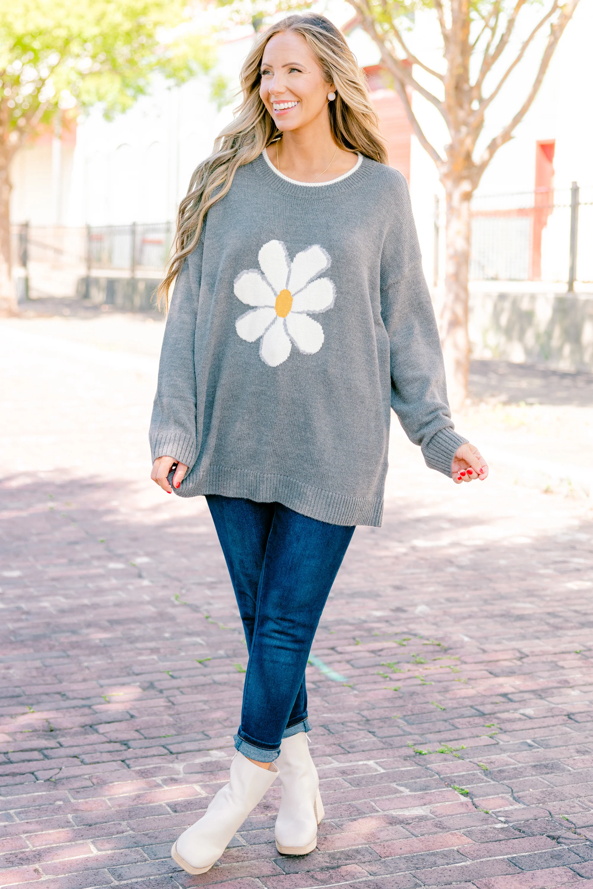 Daisy Fresh Sweater, Gray - Giverhouse