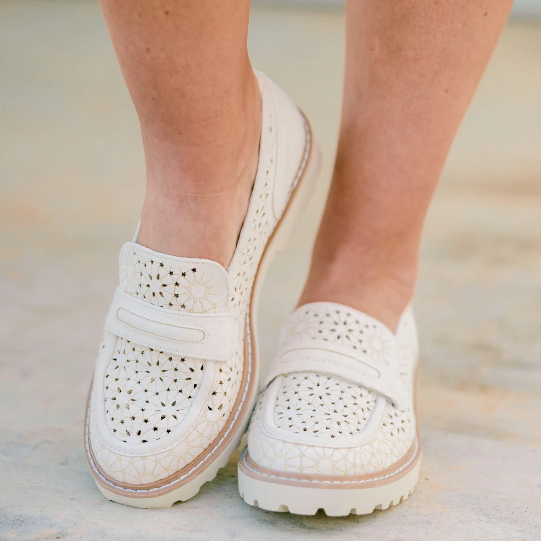 Power Petals Loafers, Ivory - Giverhouse