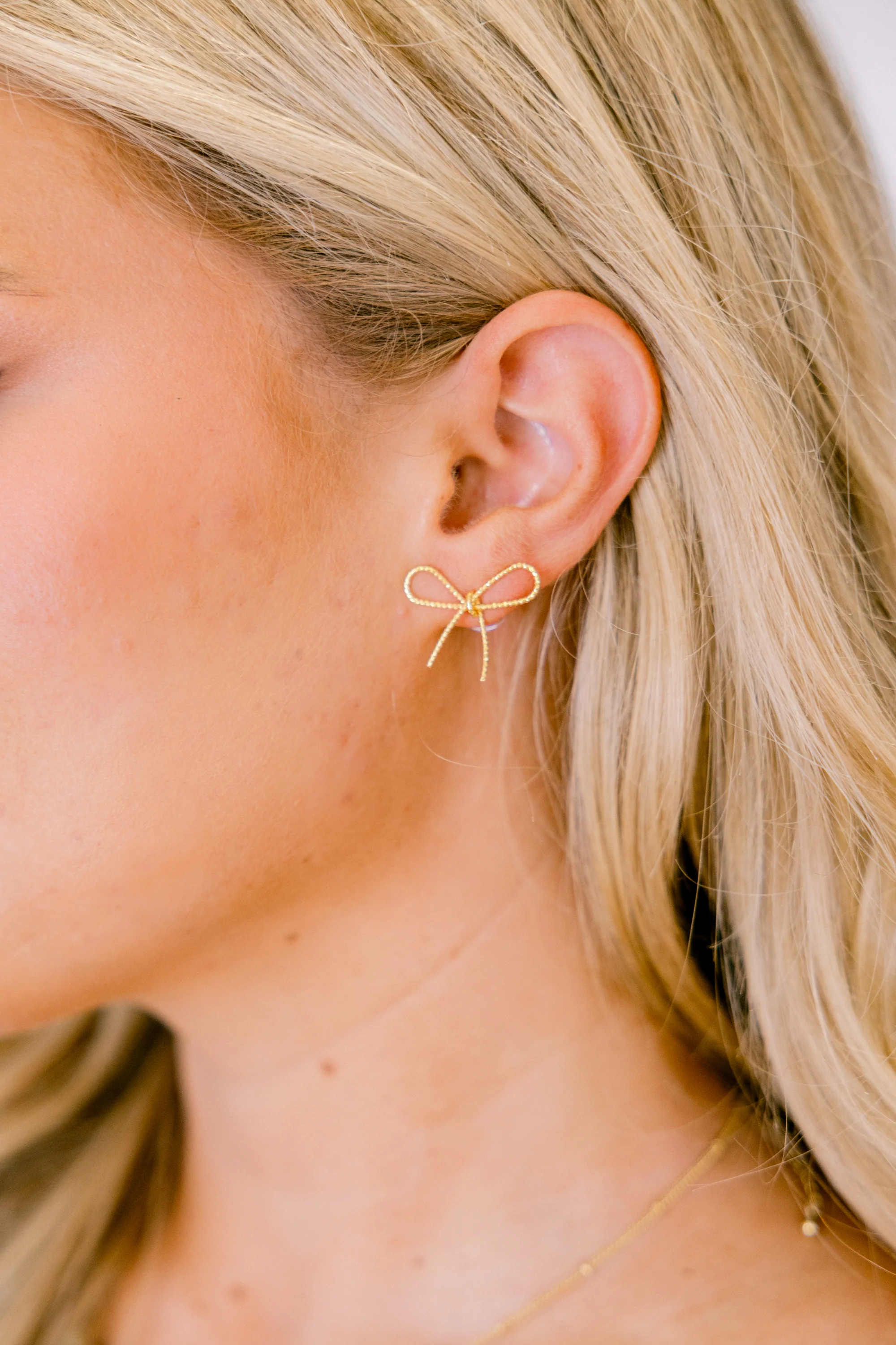 Gilded Memories Earrings, Gold - Giverhouse