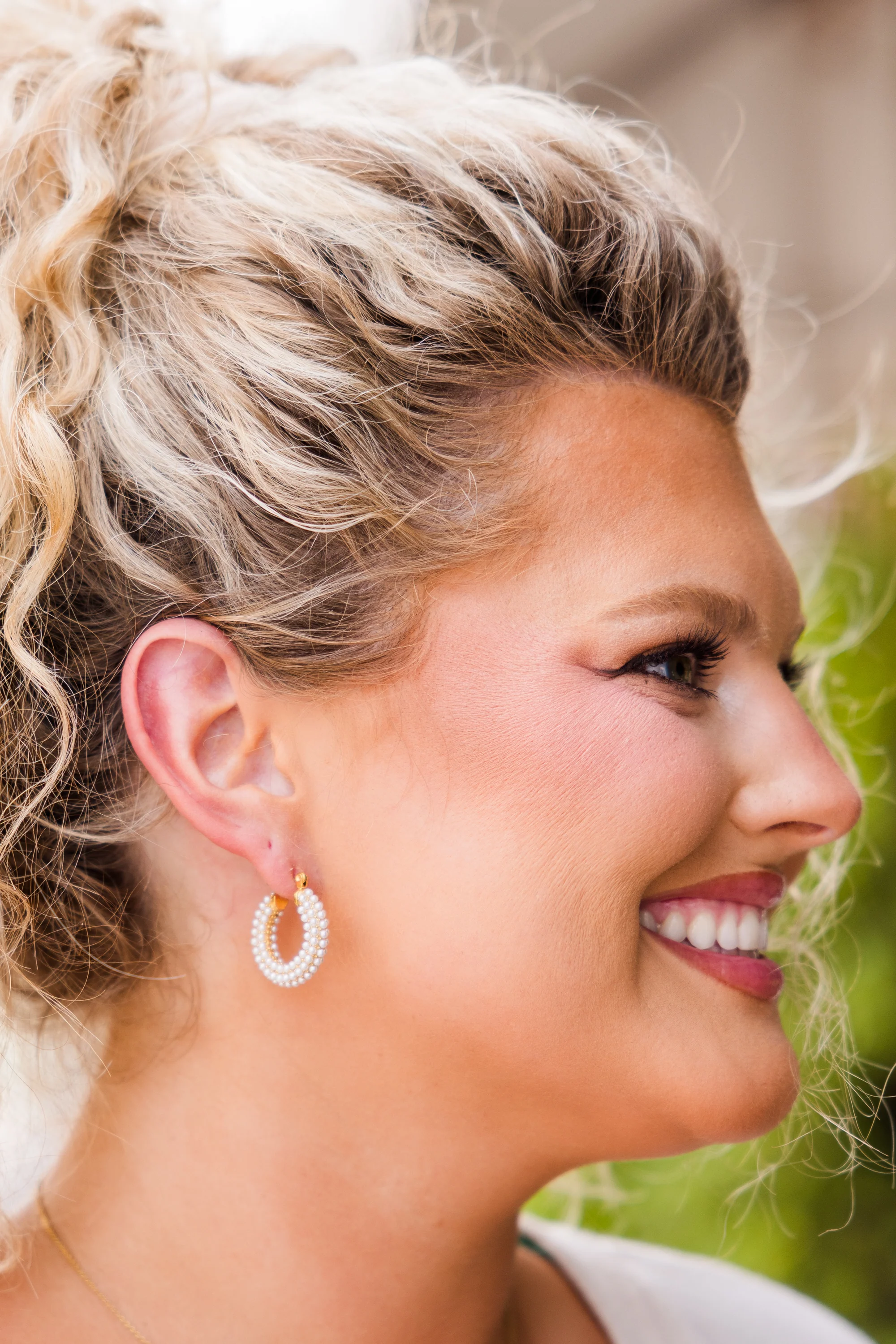 Lauren Kenzie: Gilded Grace Earrings, Pearl - Giverhouse