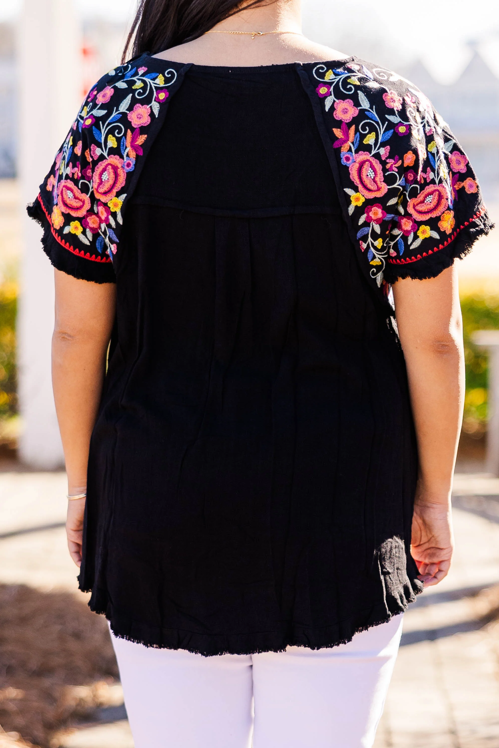 Bird In Hand Top, Black - Giverhouse