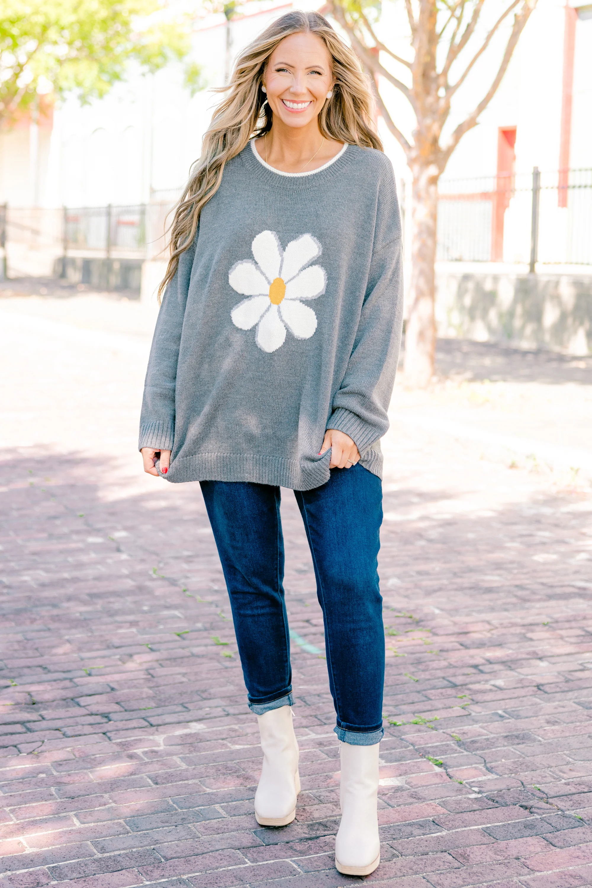 Daisy Fresh Sweater, Gray - Giverhouse