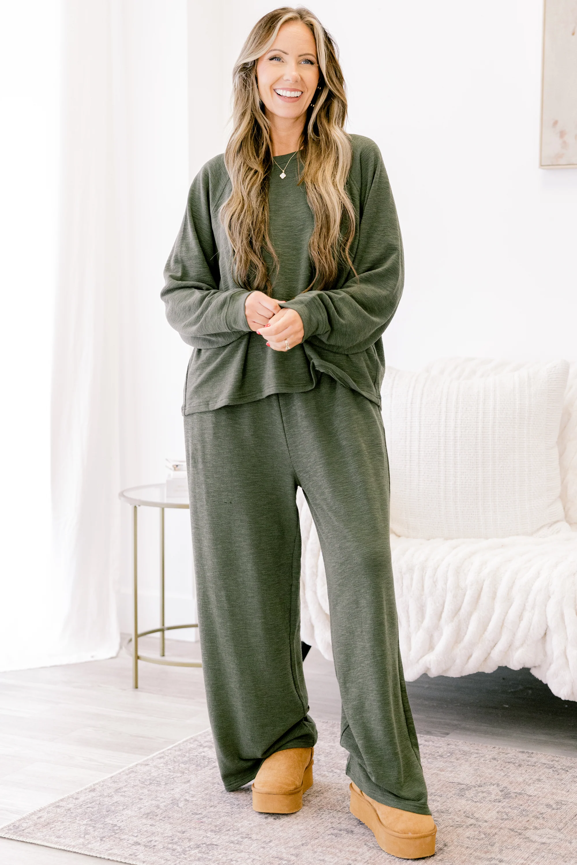 Lazy Saturday Nights Set, Dark Olive - Giverhouse