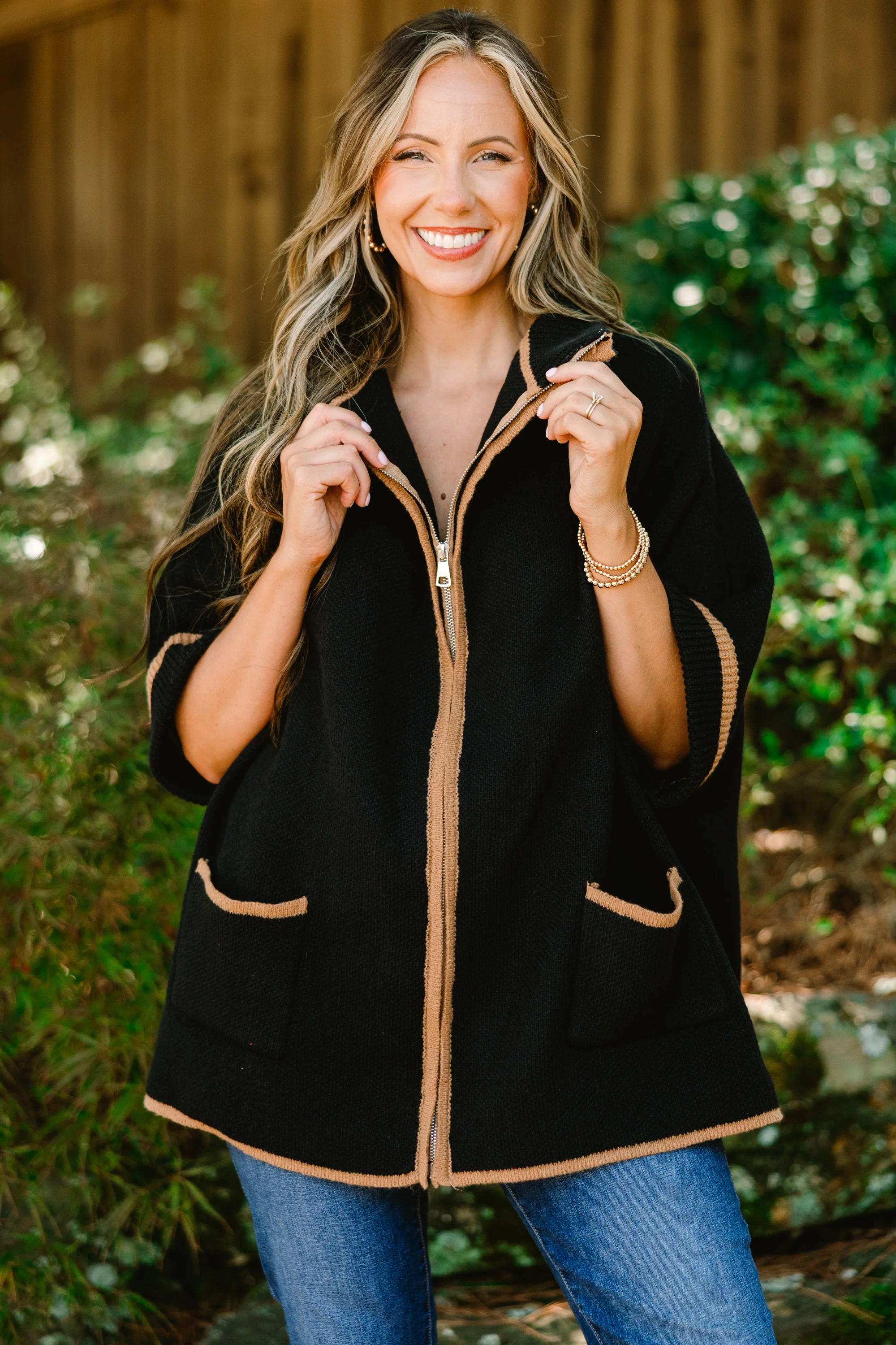 Give Me Peace Sweater, Black - Giverhouse