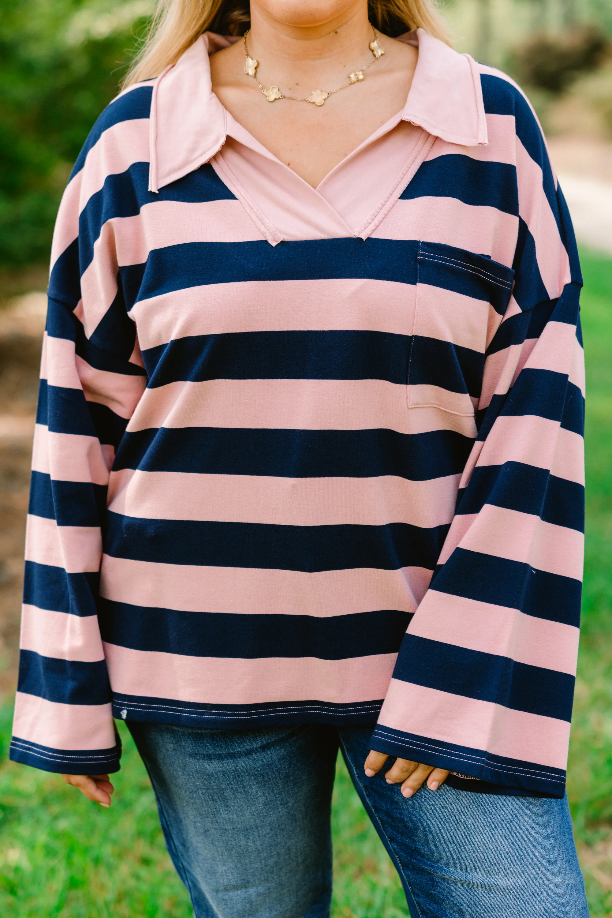 Heartland Home Sweatshirt, Navy-Pink - Giverhouse