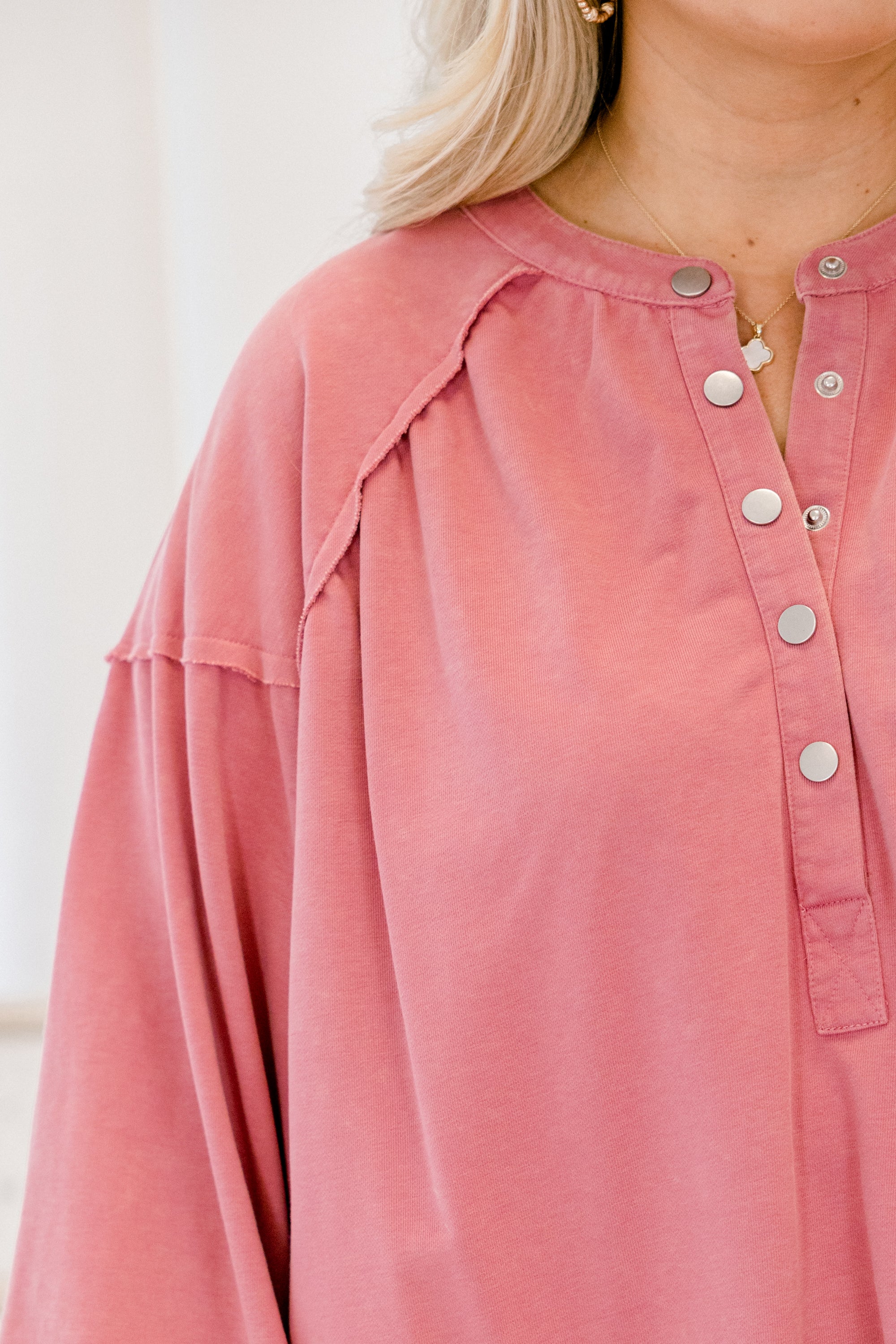 Crimson Sunset Pullover, Mauve Pink - Giverhouse