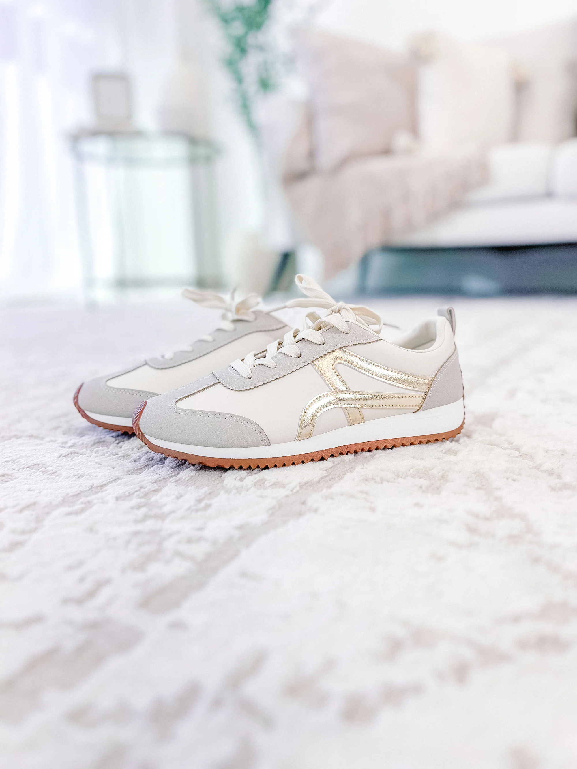 Keep Walking Sneakers, Gold - Giverhouse