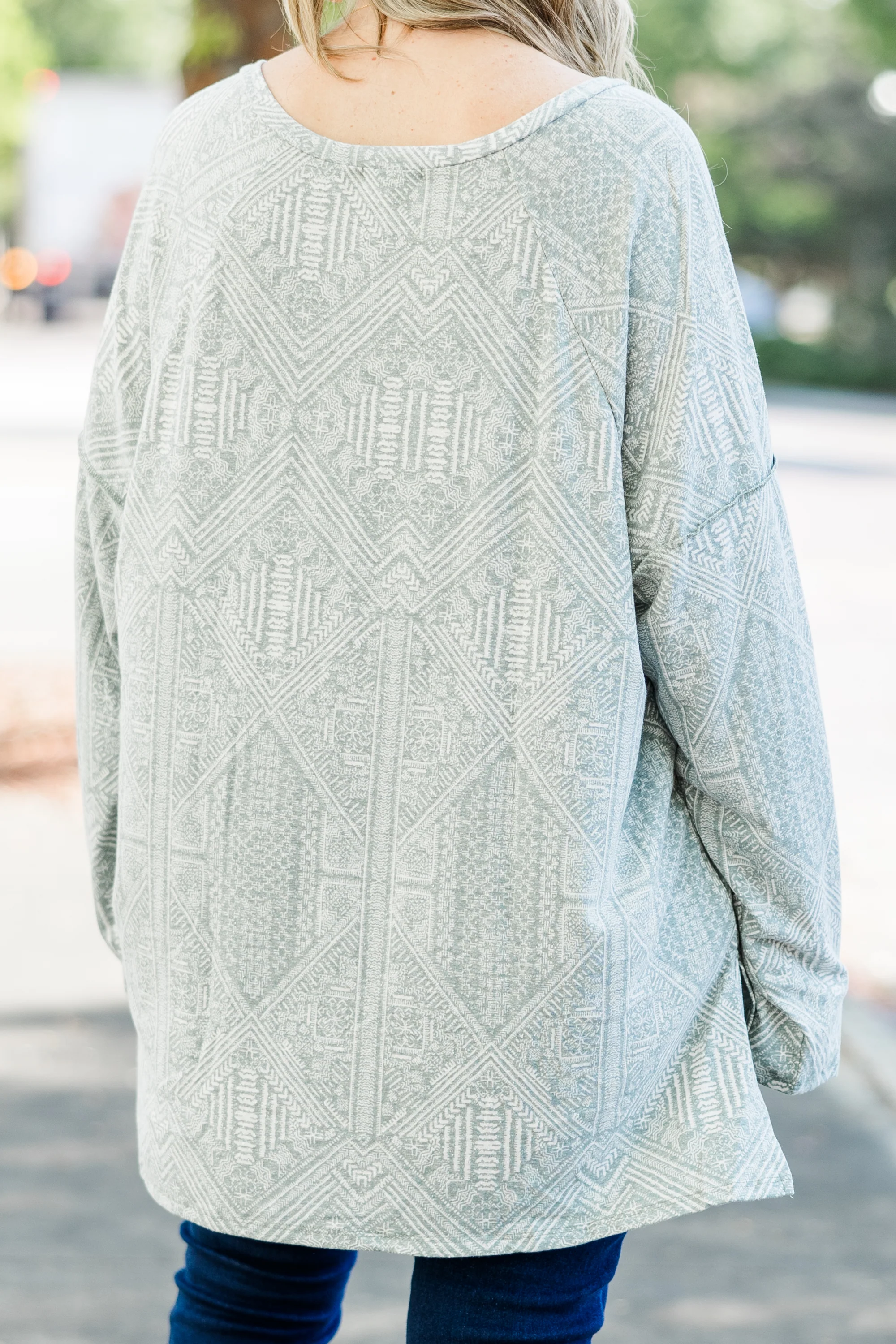 Full Of Charm Top, Sage - Giverhouse