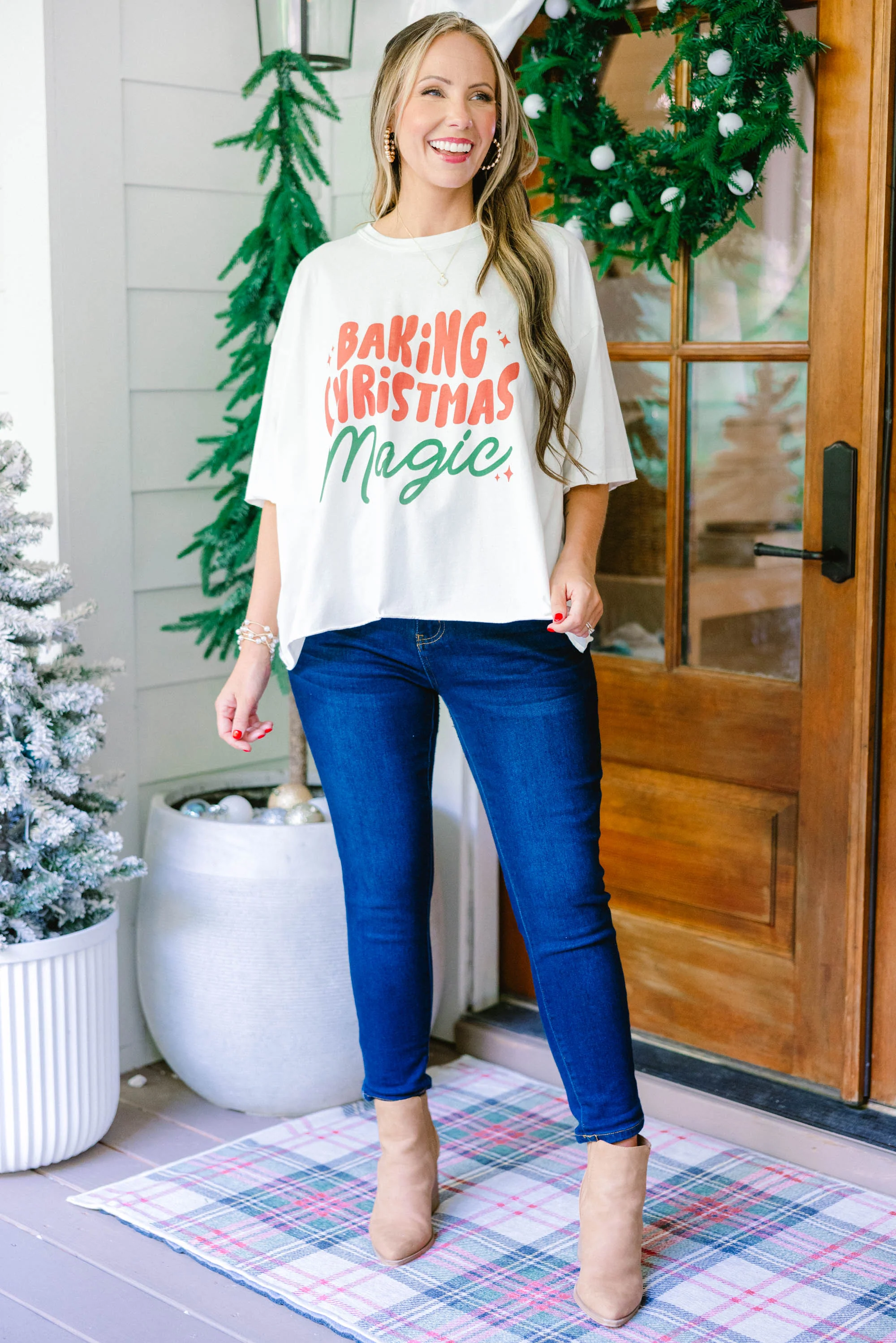 Baking Christmas Magic Vintage Wash Tee, White - Giverhouse