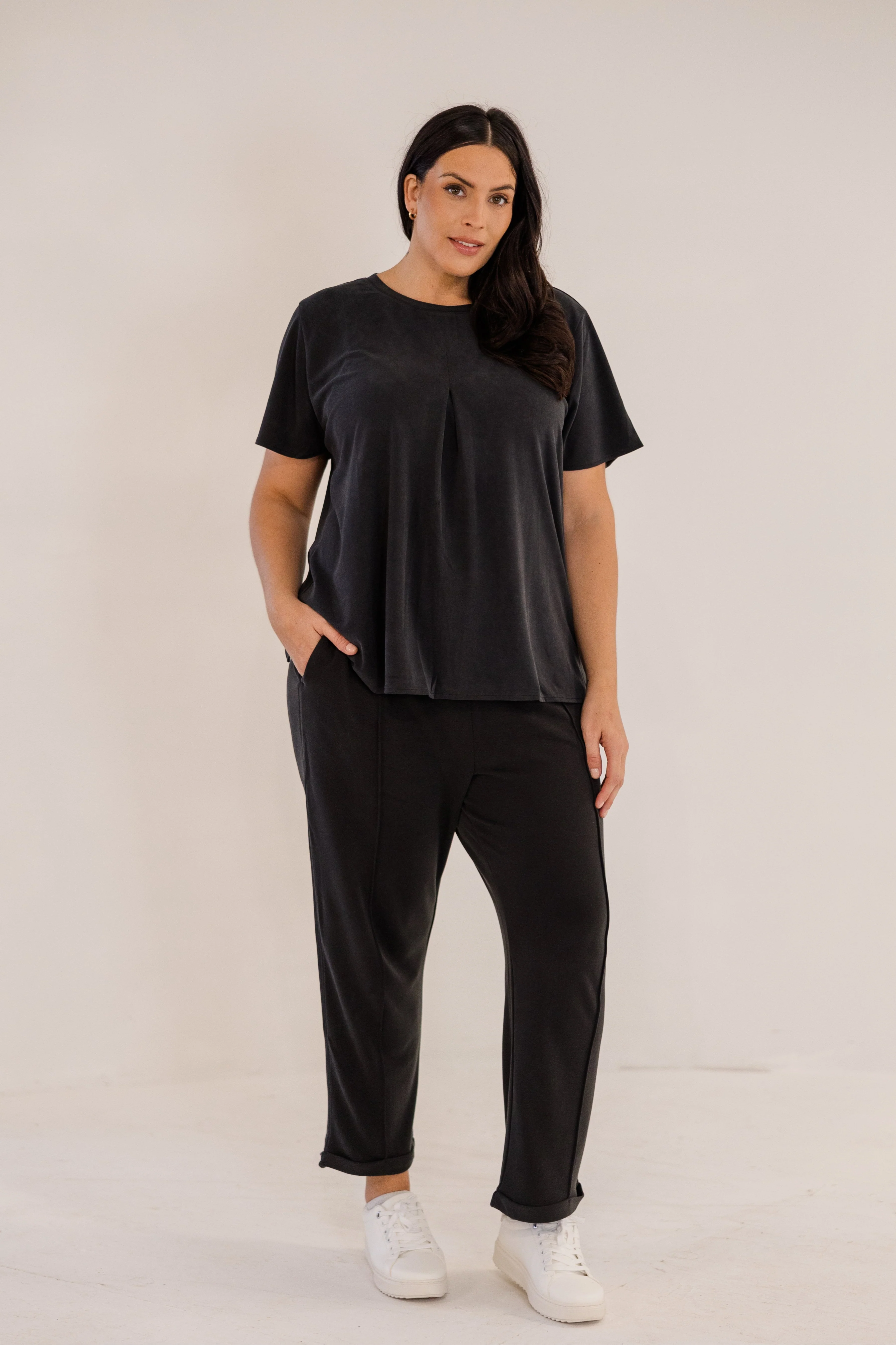 Soho Front Pleat Top, Black - Giverhouse