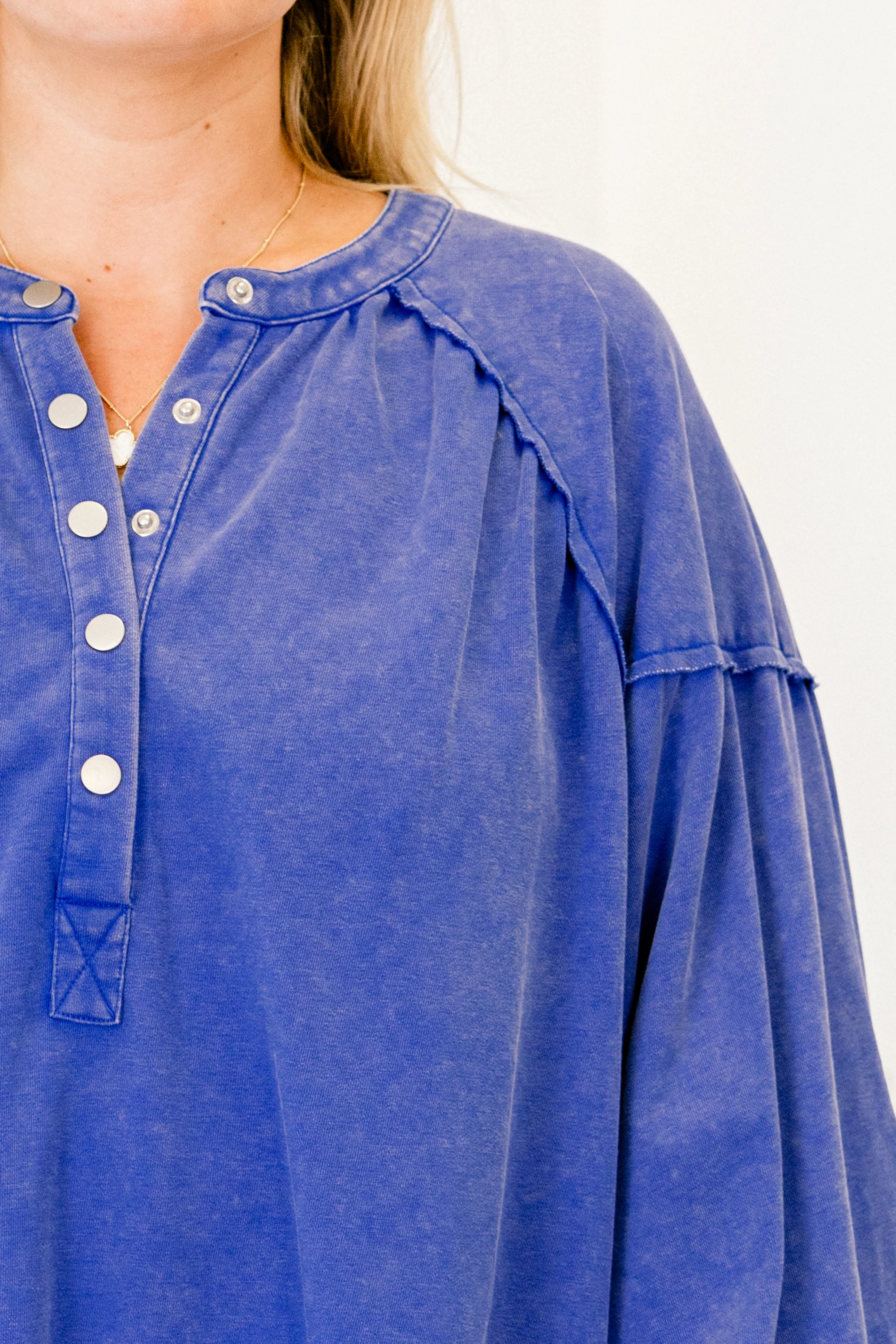 Crimson Sunset Pullover, Blue - Giverhouse