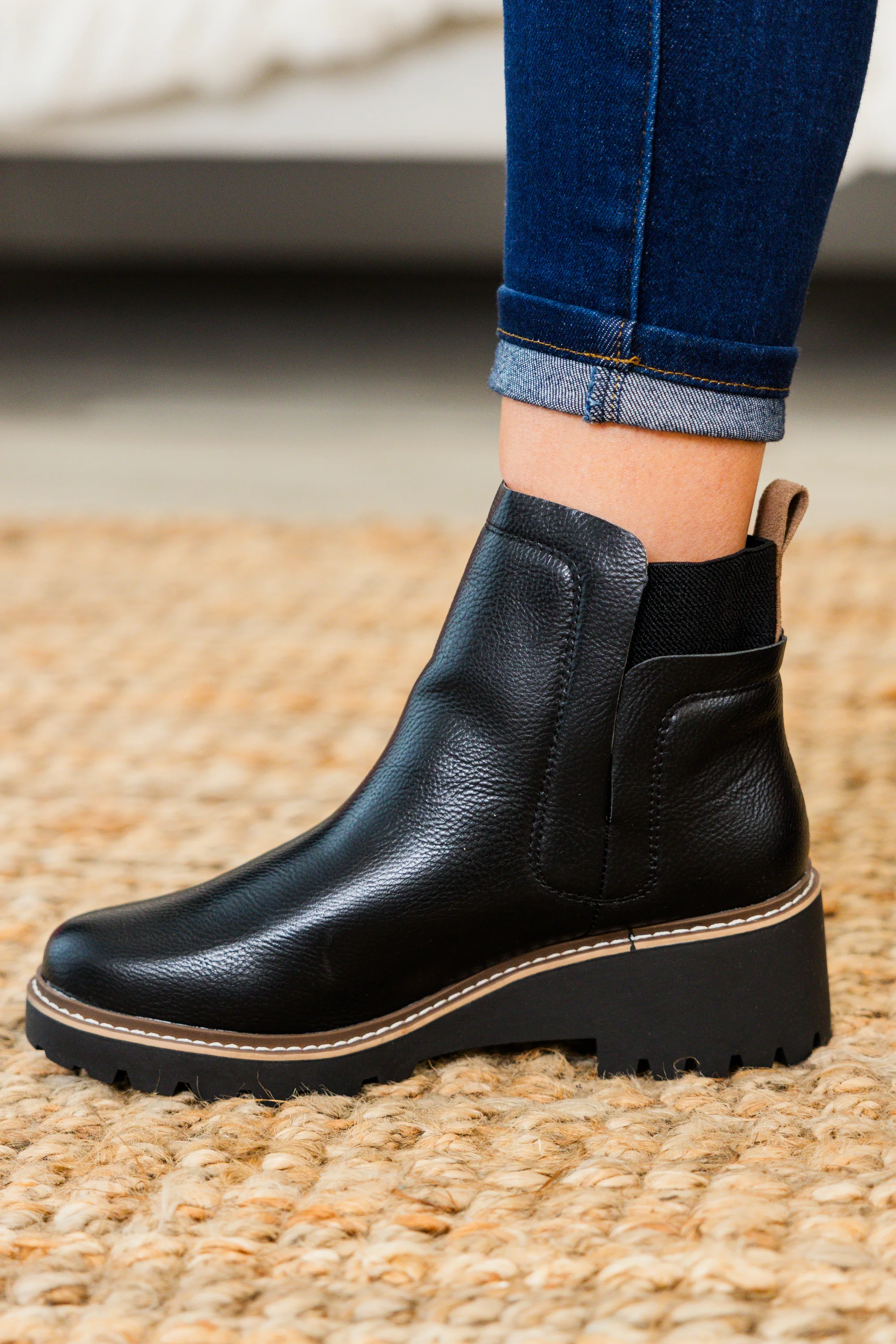 Sleek Street Booties, Black - Giverhouse