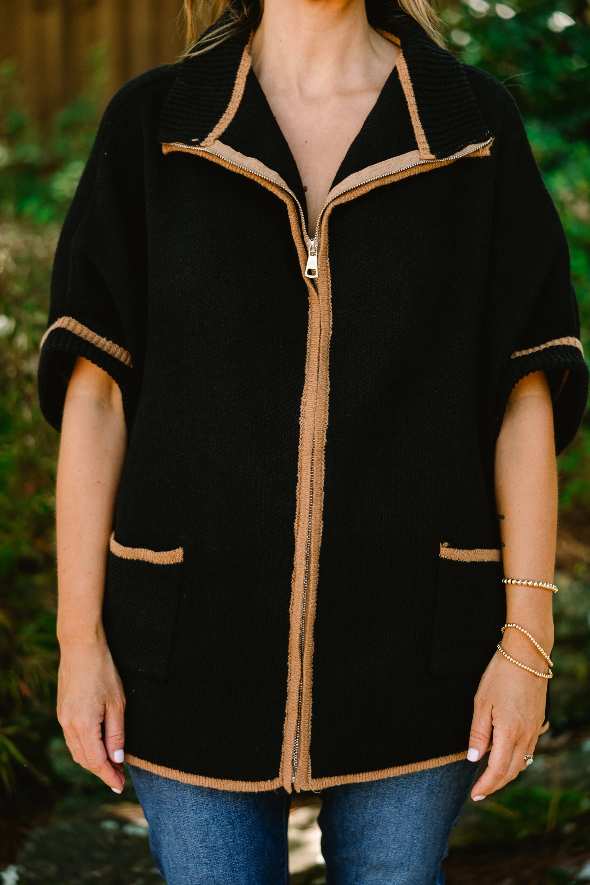 Give Me Peace Sweater, Black - Giverhouse