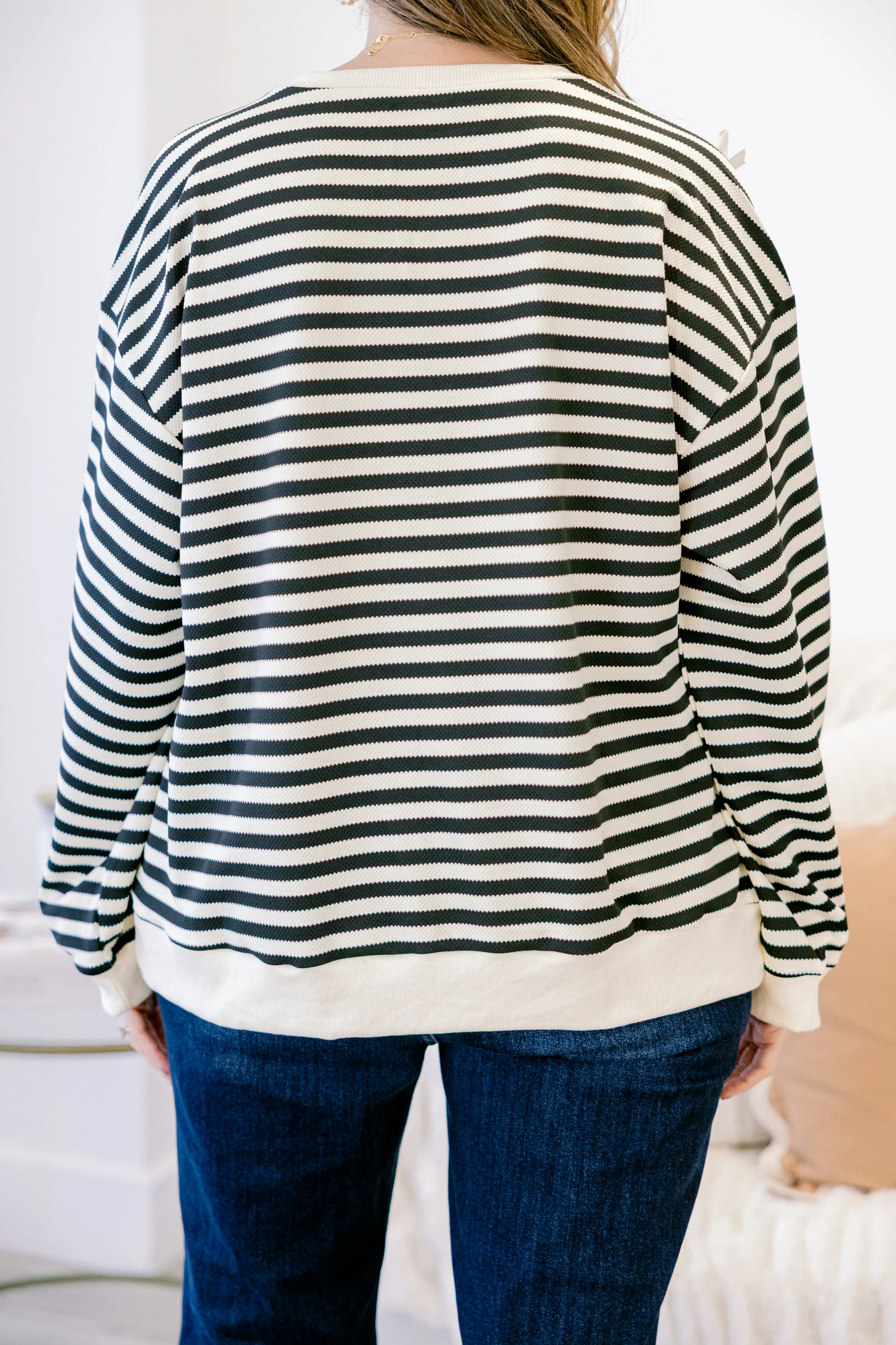 Bow-tiful Girl Pullover, Black - Giverhouse