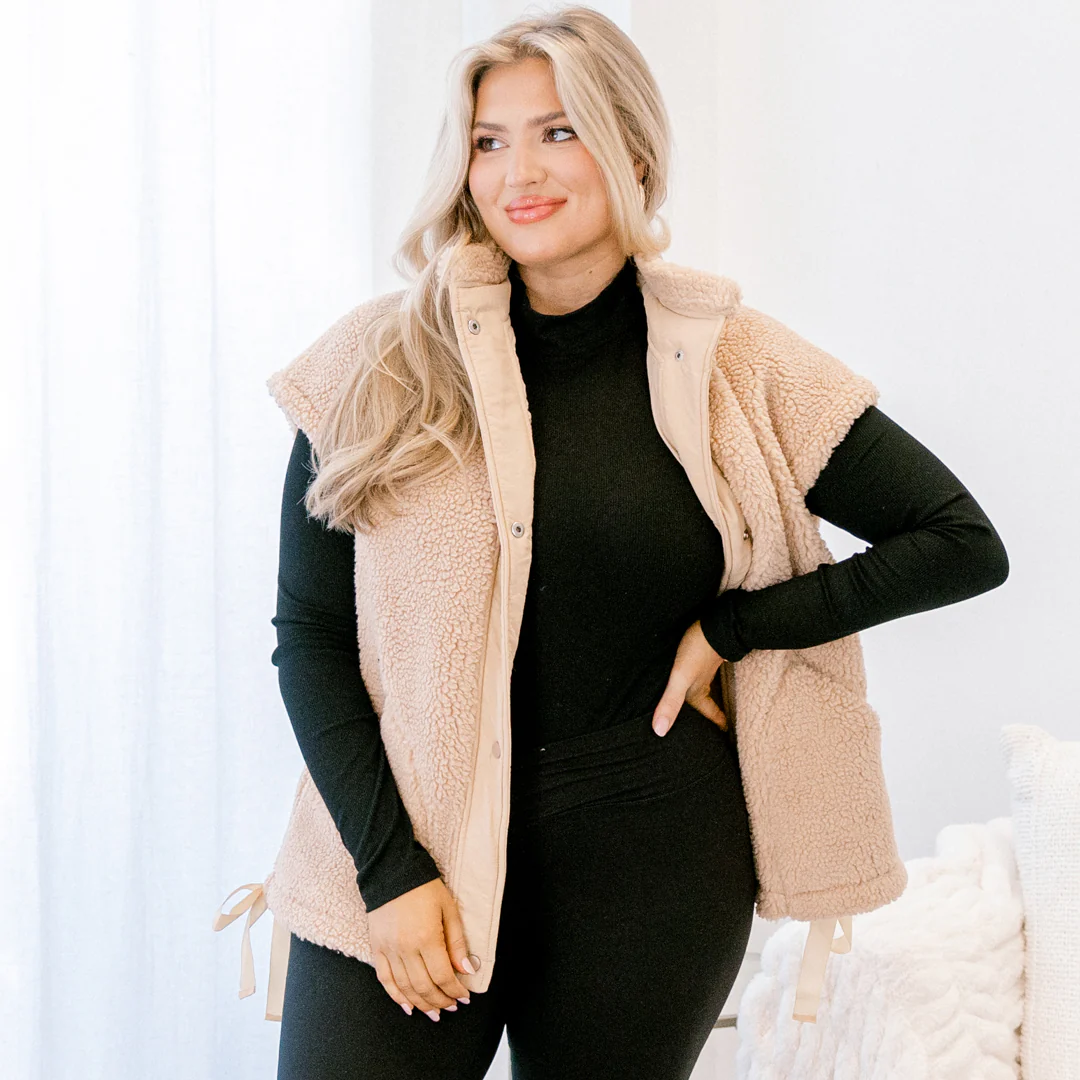 On Schedule Vest, Tan - Giverhouse