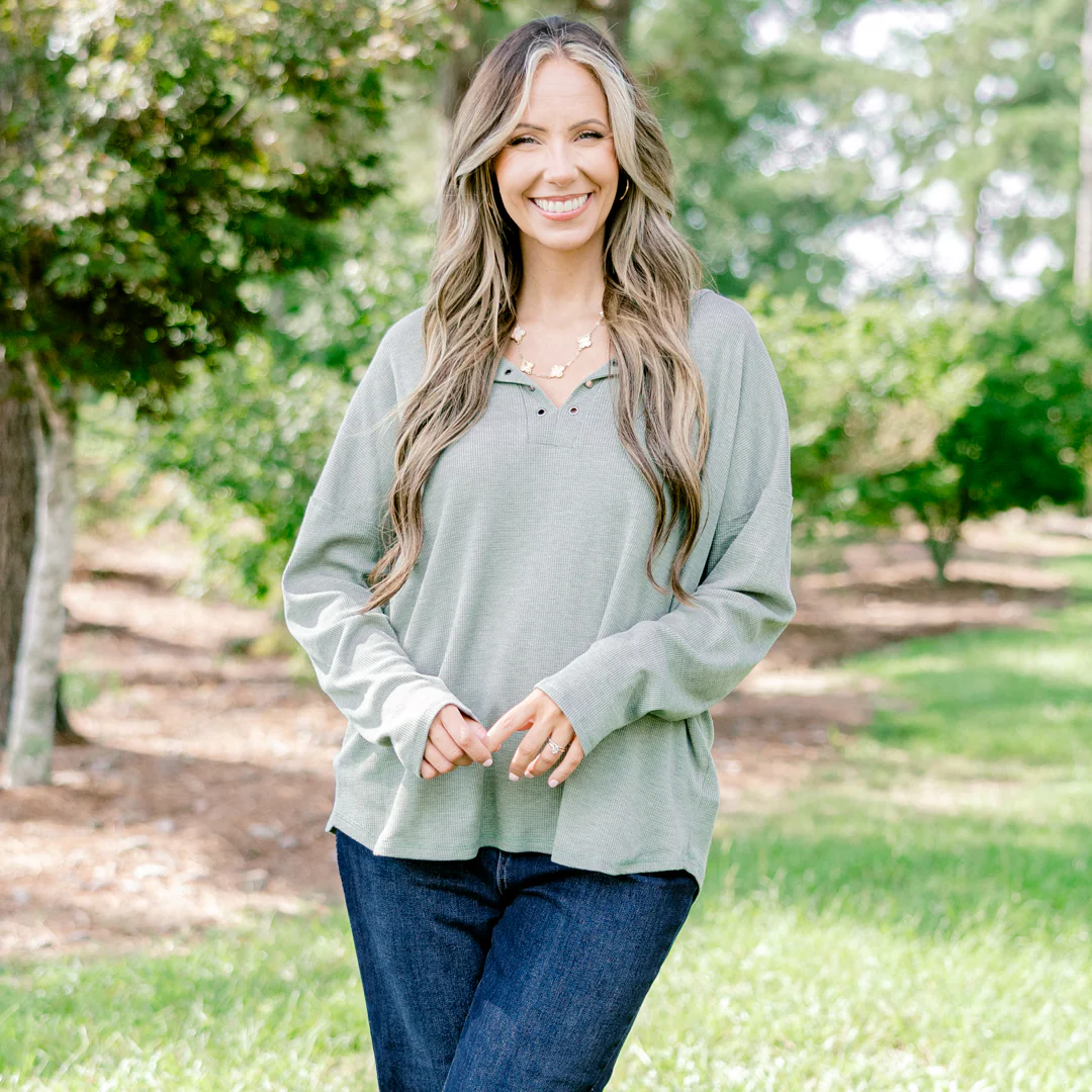 Loves It Top, Olive - Giverhouse