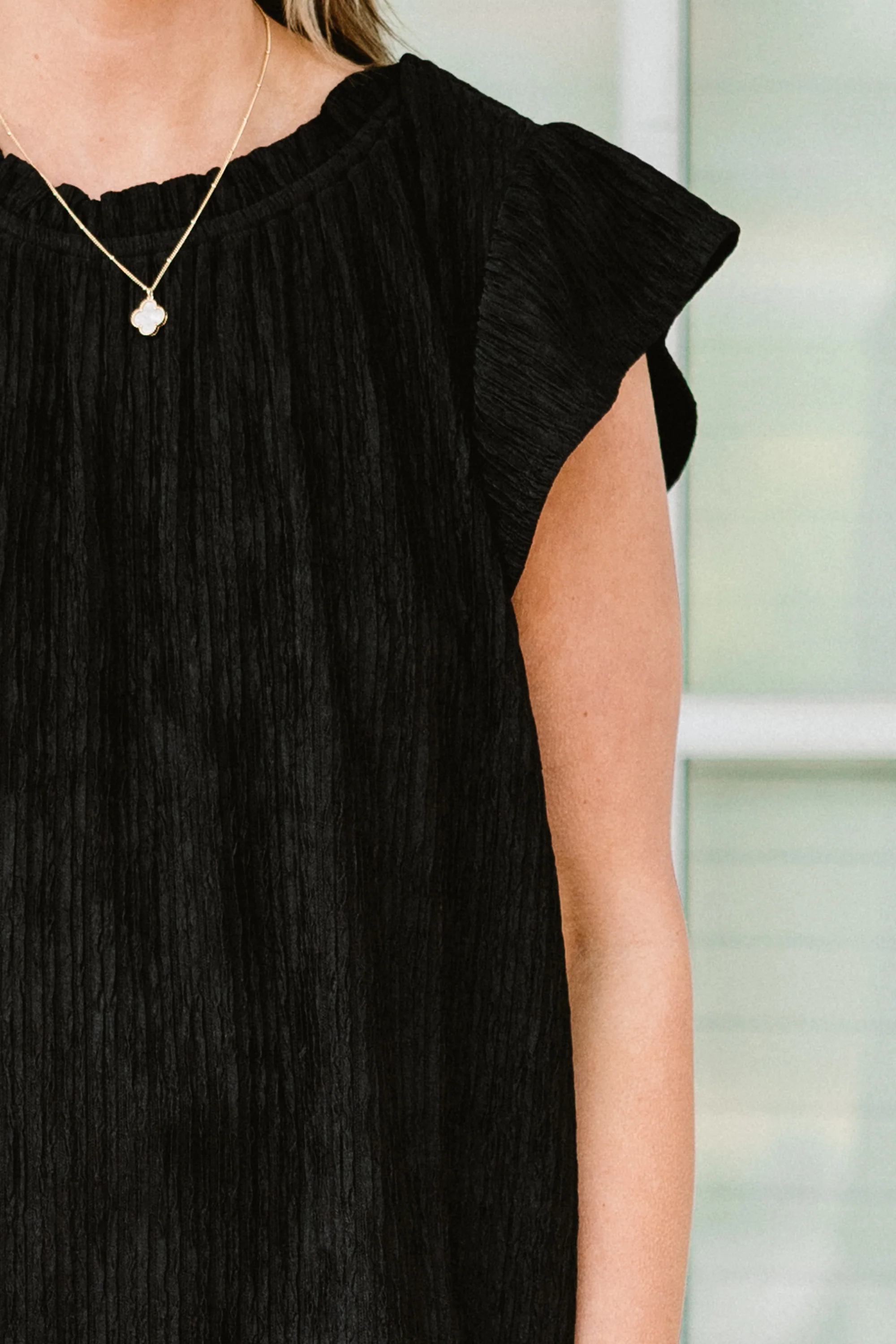 Worth My While Top, Black - Giverhouse