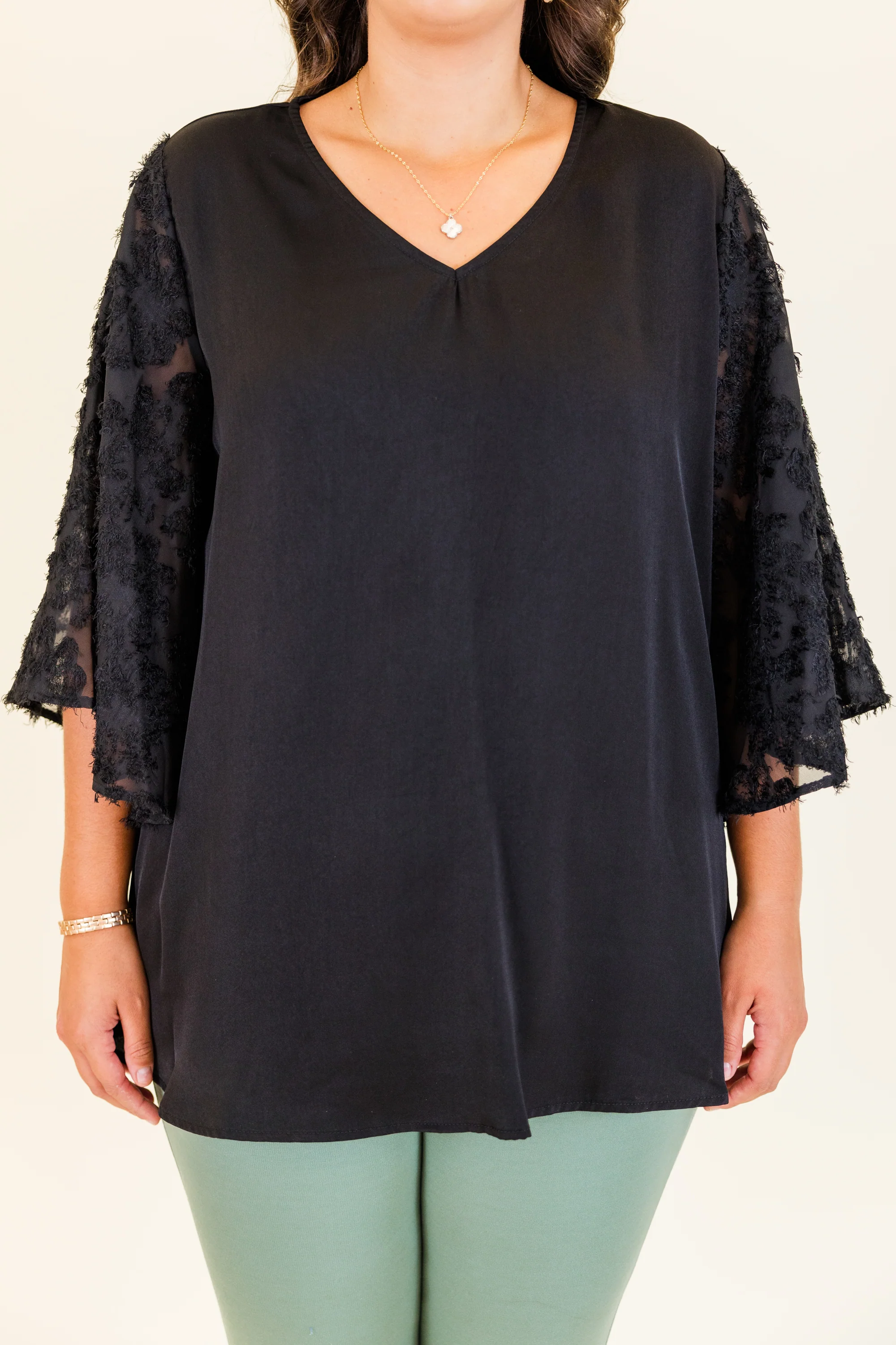 Mysteries At Midnight Top, Black - Giverhouse