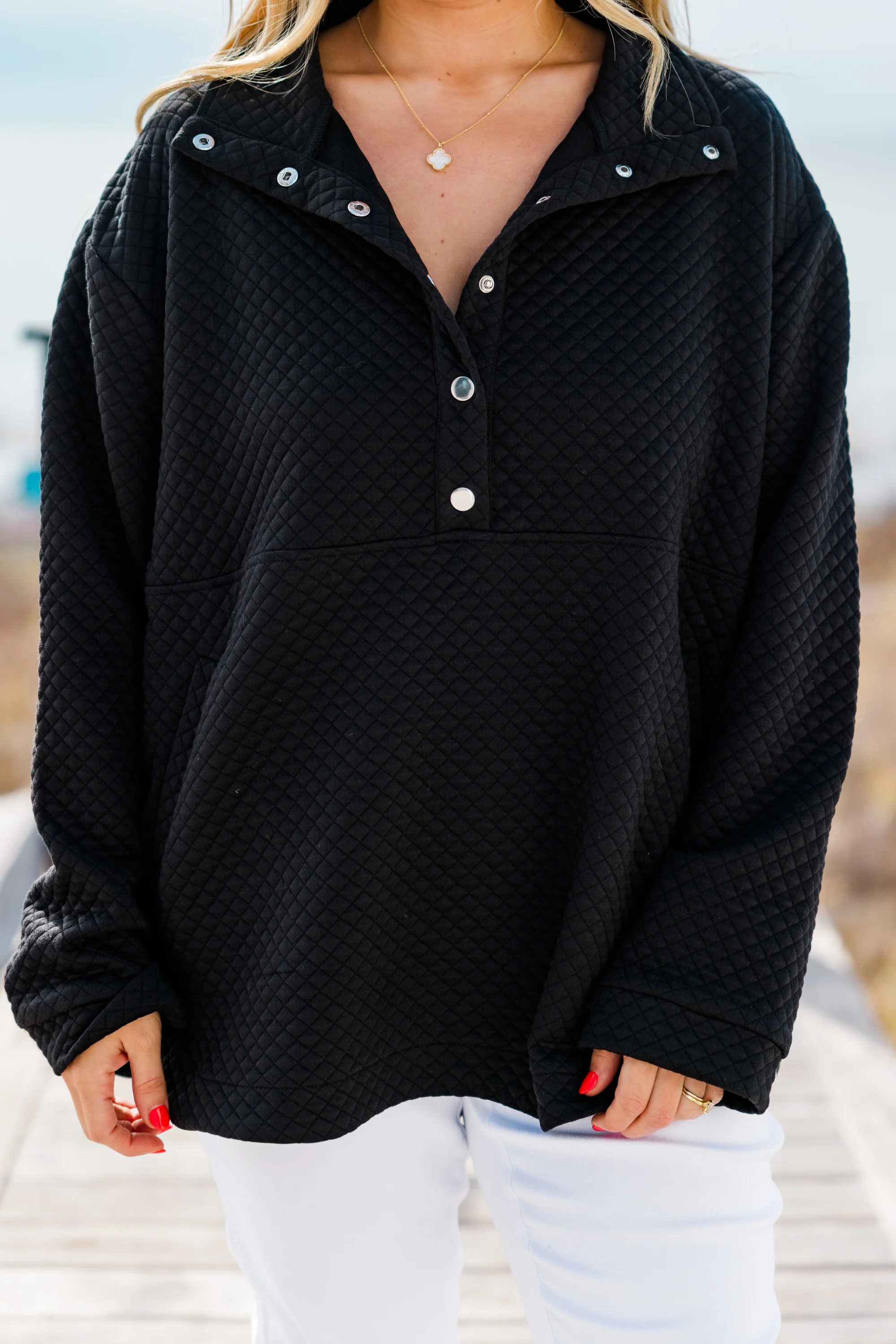 Snuggle Me Up Pullover, Black - Giverhouse