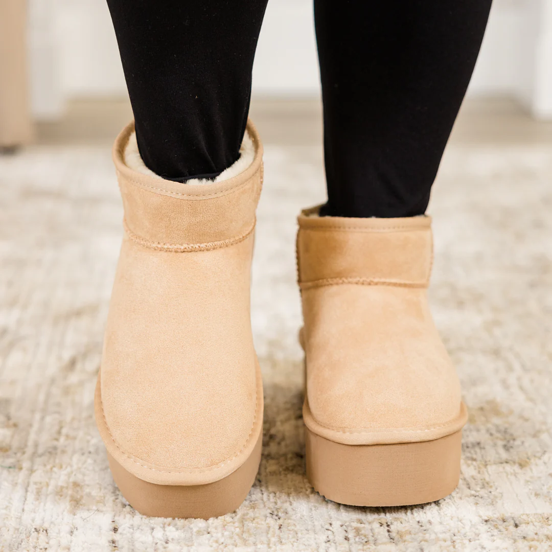 Cozy In Comfort Booties, Oatmeal - Giverhouse