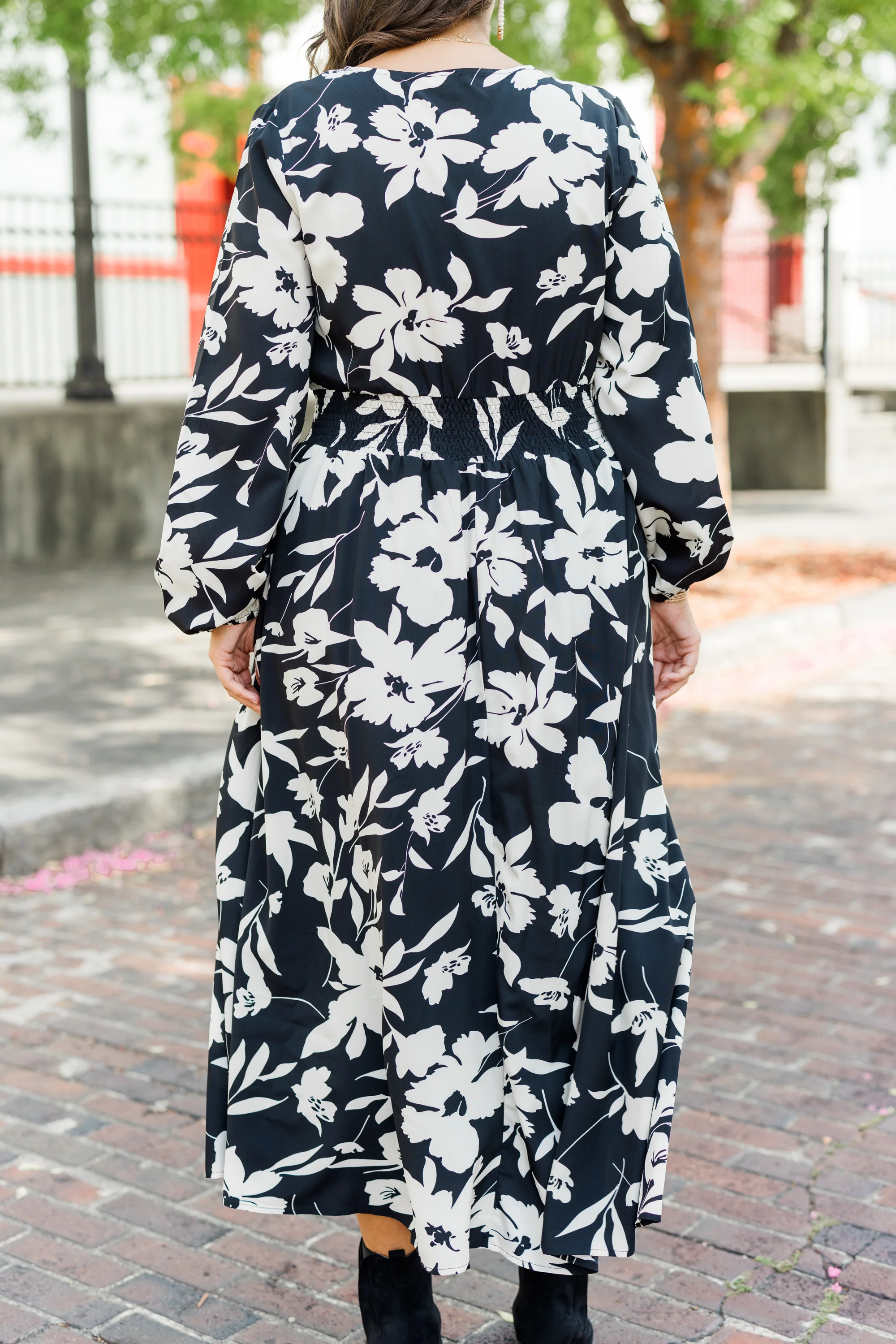 Alluring Autumn Dress, Black - Giverhouse