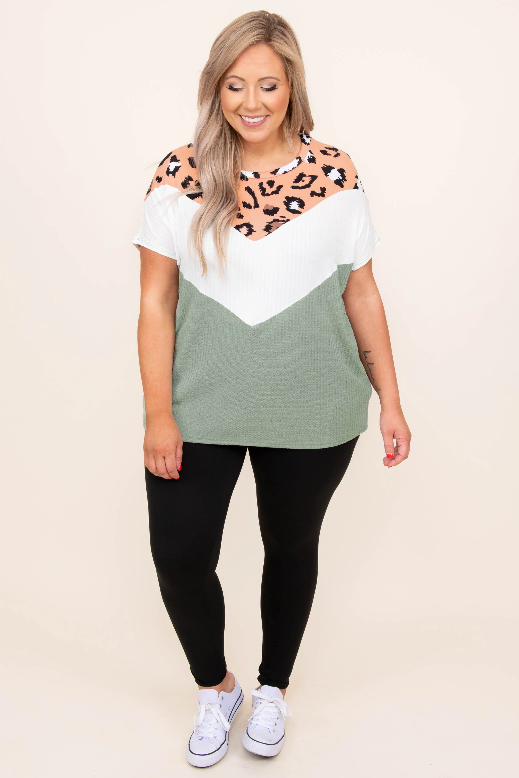 Sting Like A Bee Leggings, Black - Giverhouse