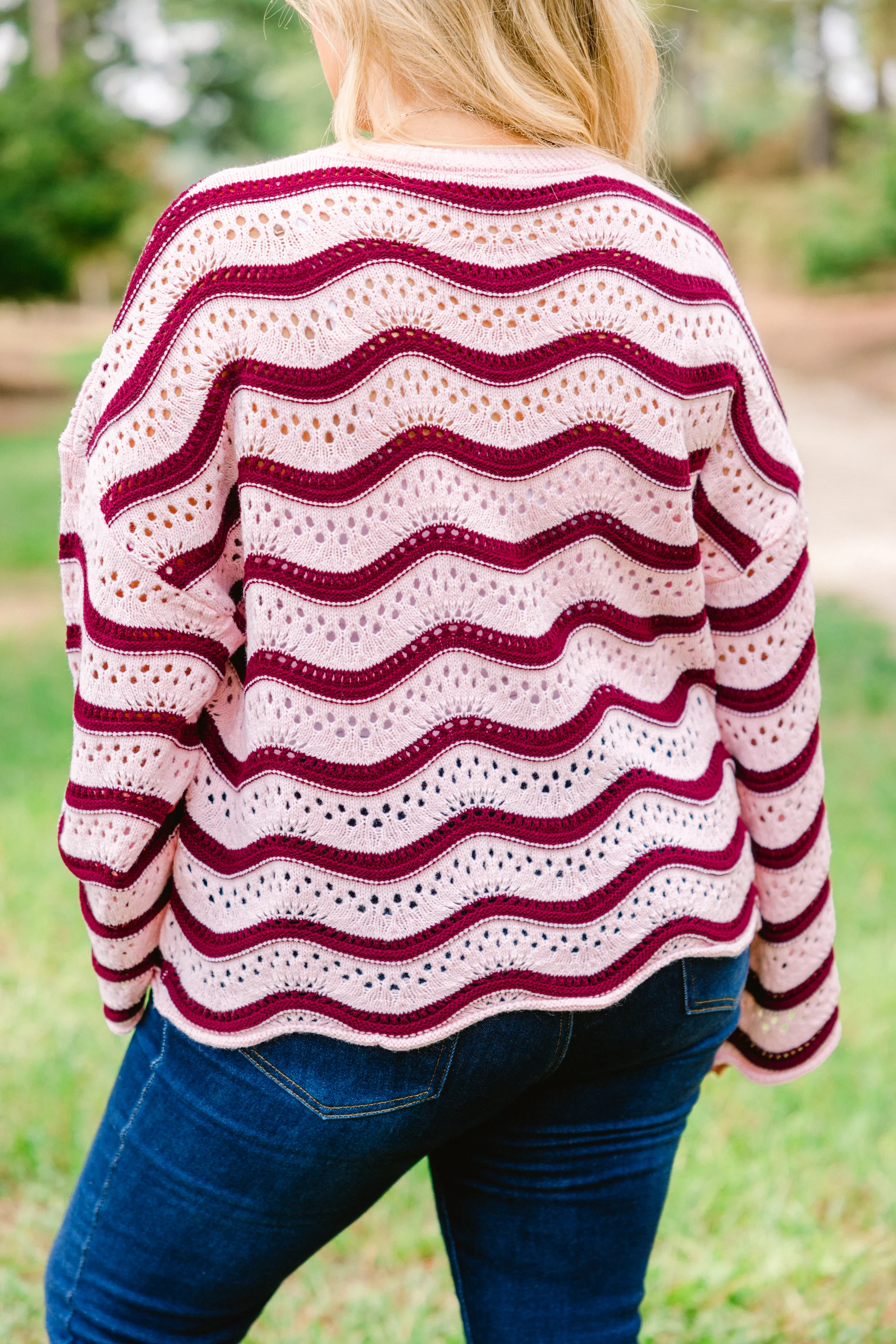 Wavy Comfort Sweater, Pink-Maroon - Giverhouse