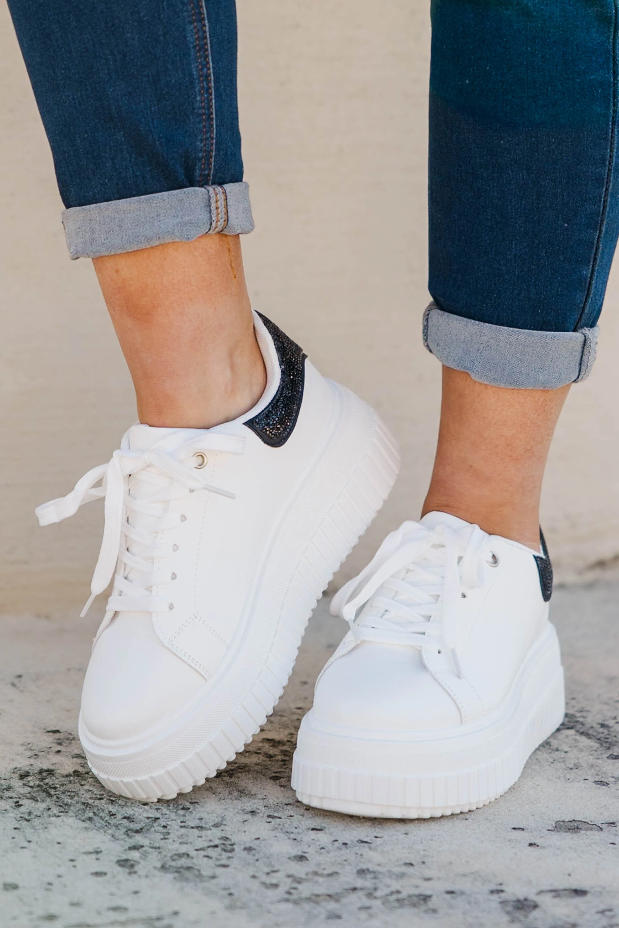 Step and Sparkle Shoes, White-Black - Giverhouse