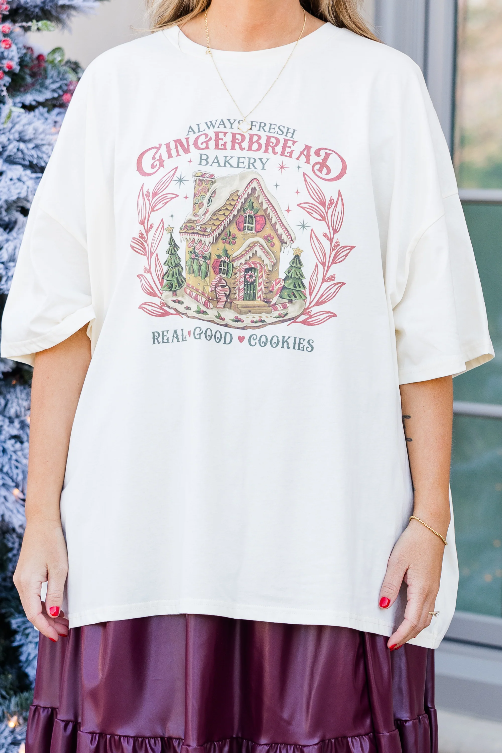 Gingerbread House Boyfriend Tee, Ivory - Giverhouse