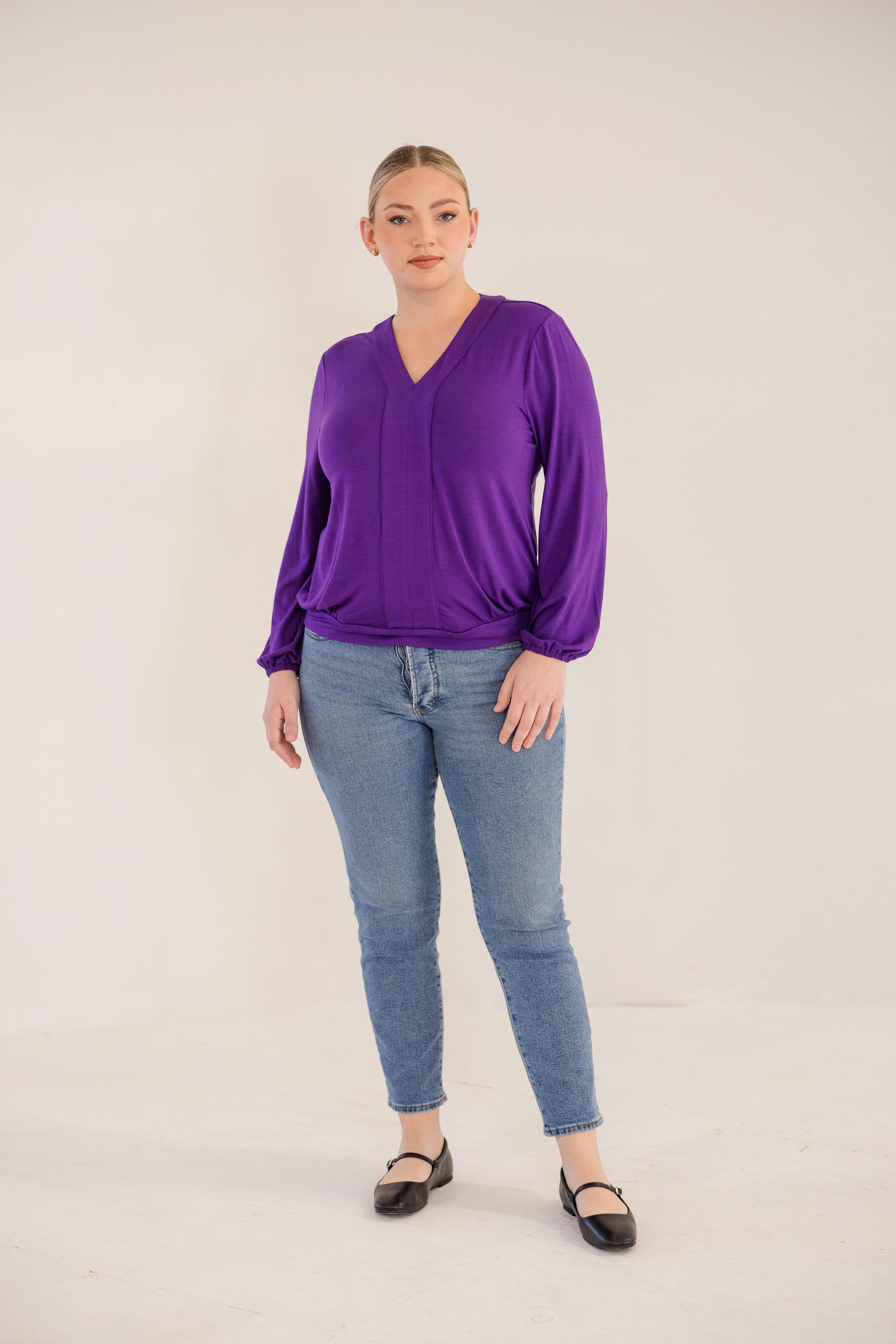 Albany Clean Neck Top, Petunia - Giverhouse