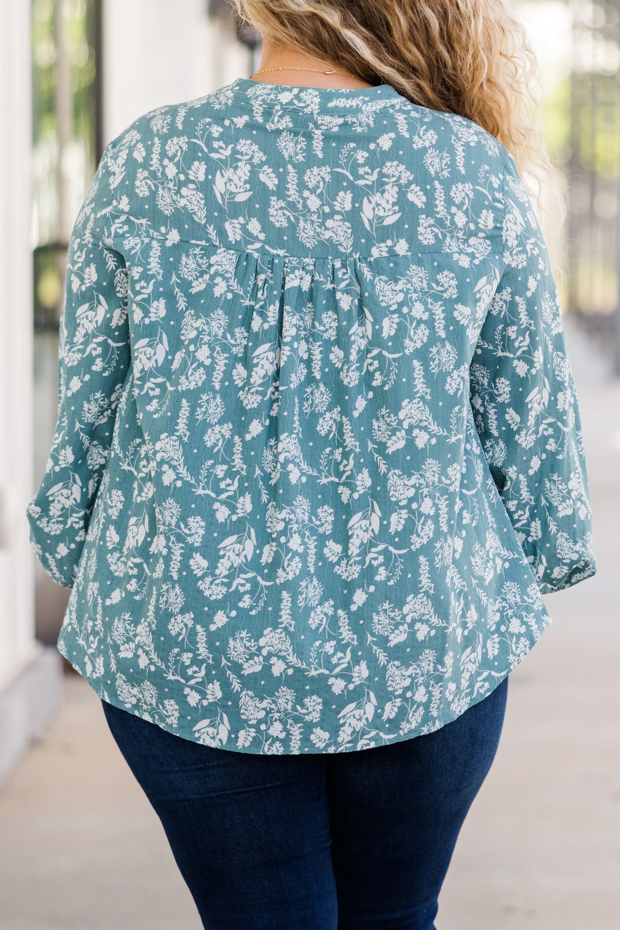 Graceful Blossom Top, Sage - Giverhouse