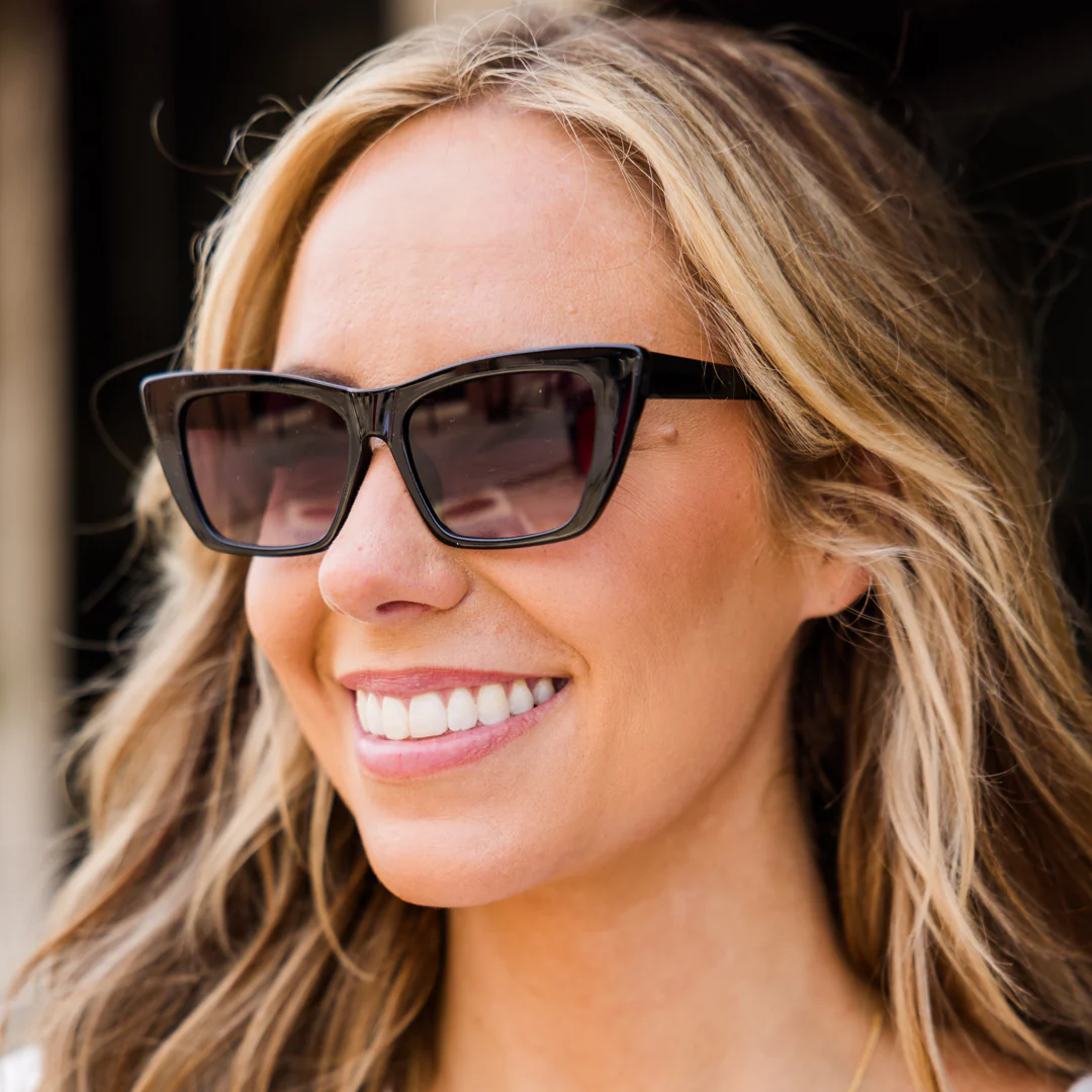 Can't Outshine Me Sunglasses, Black - Giverhouse