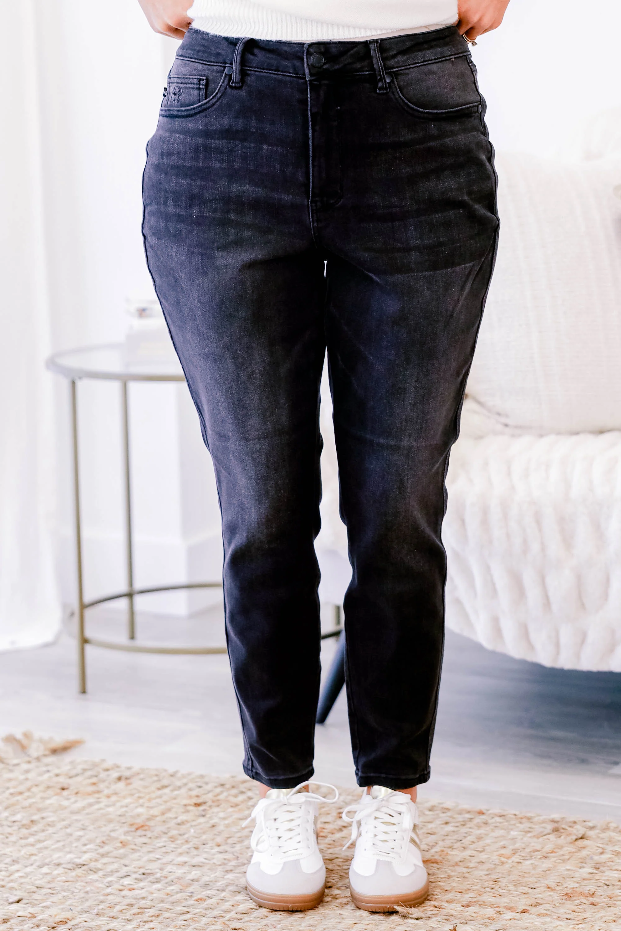 Judy Blue: Speak Up Jeans, Black - Giverhouse