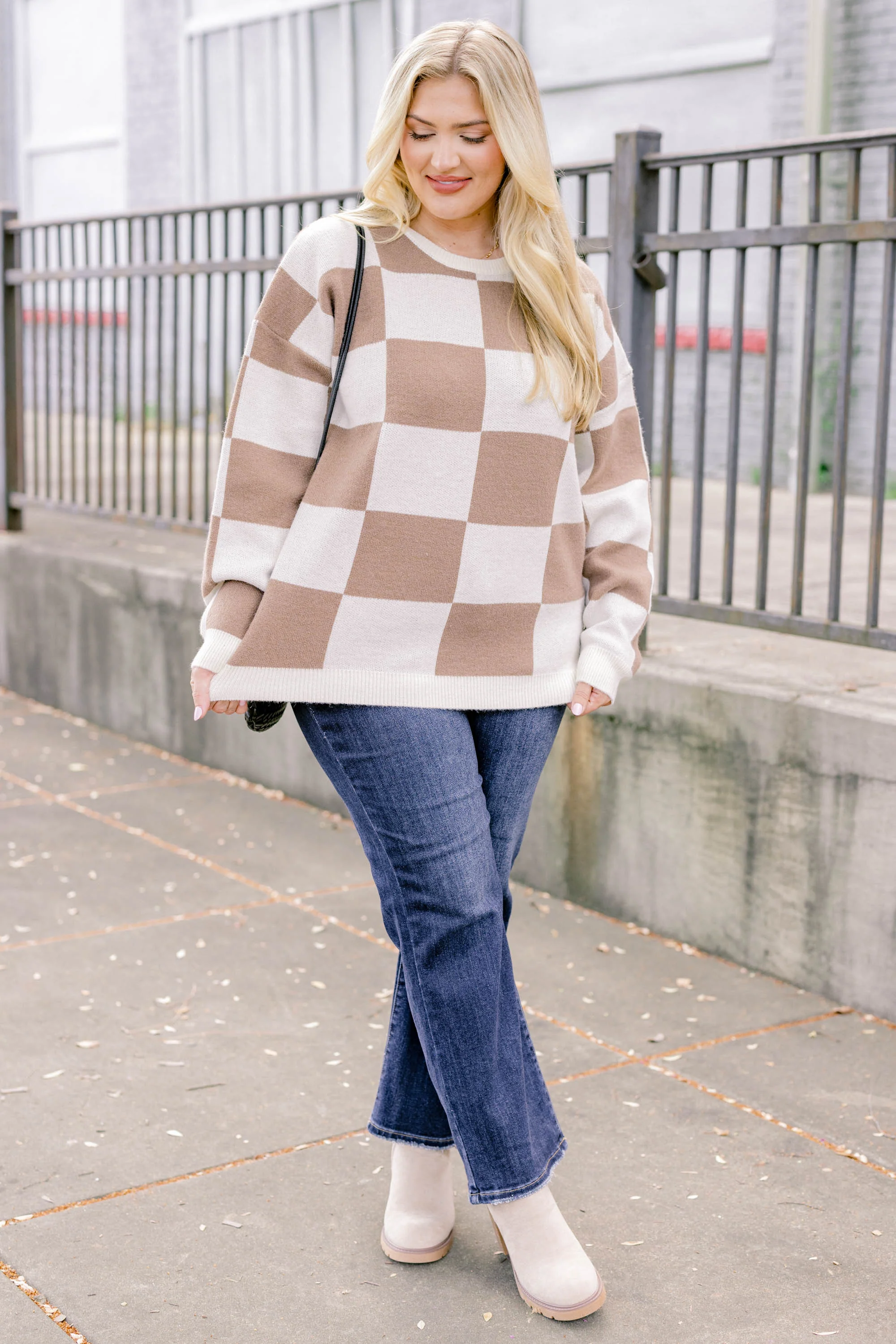 Not Into Games Sweater, Brown - Giverhouse