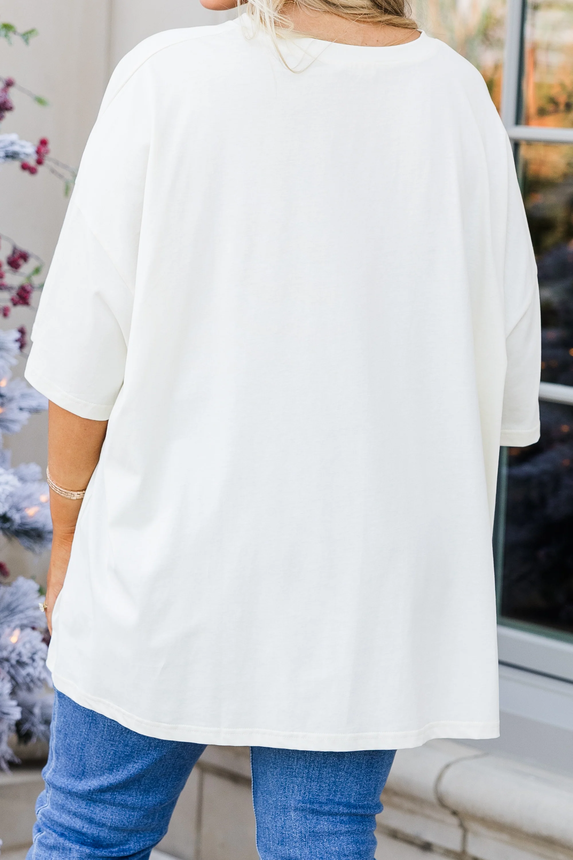 Christmas Cheer Boyfriend Tee, Ivory - Giverhouse