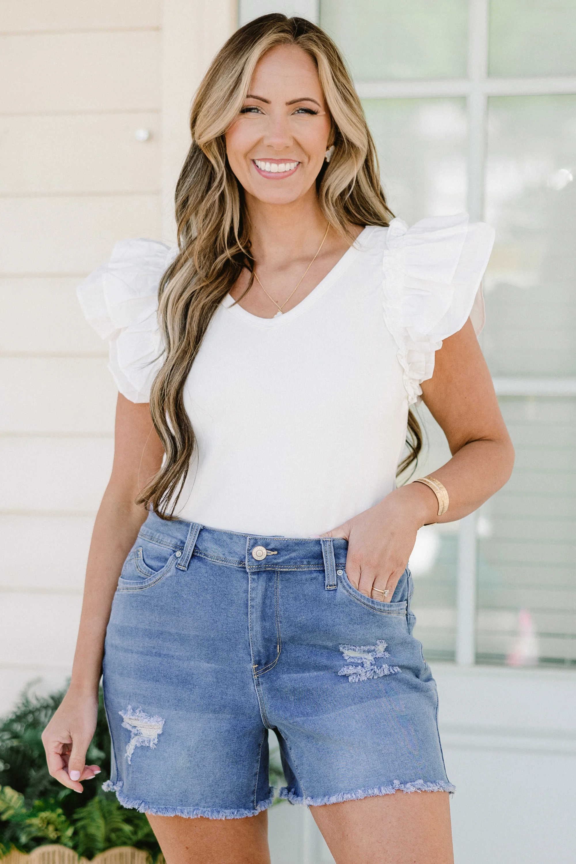 With A Little Luck Shorts, Medium Wash - Giverhouse