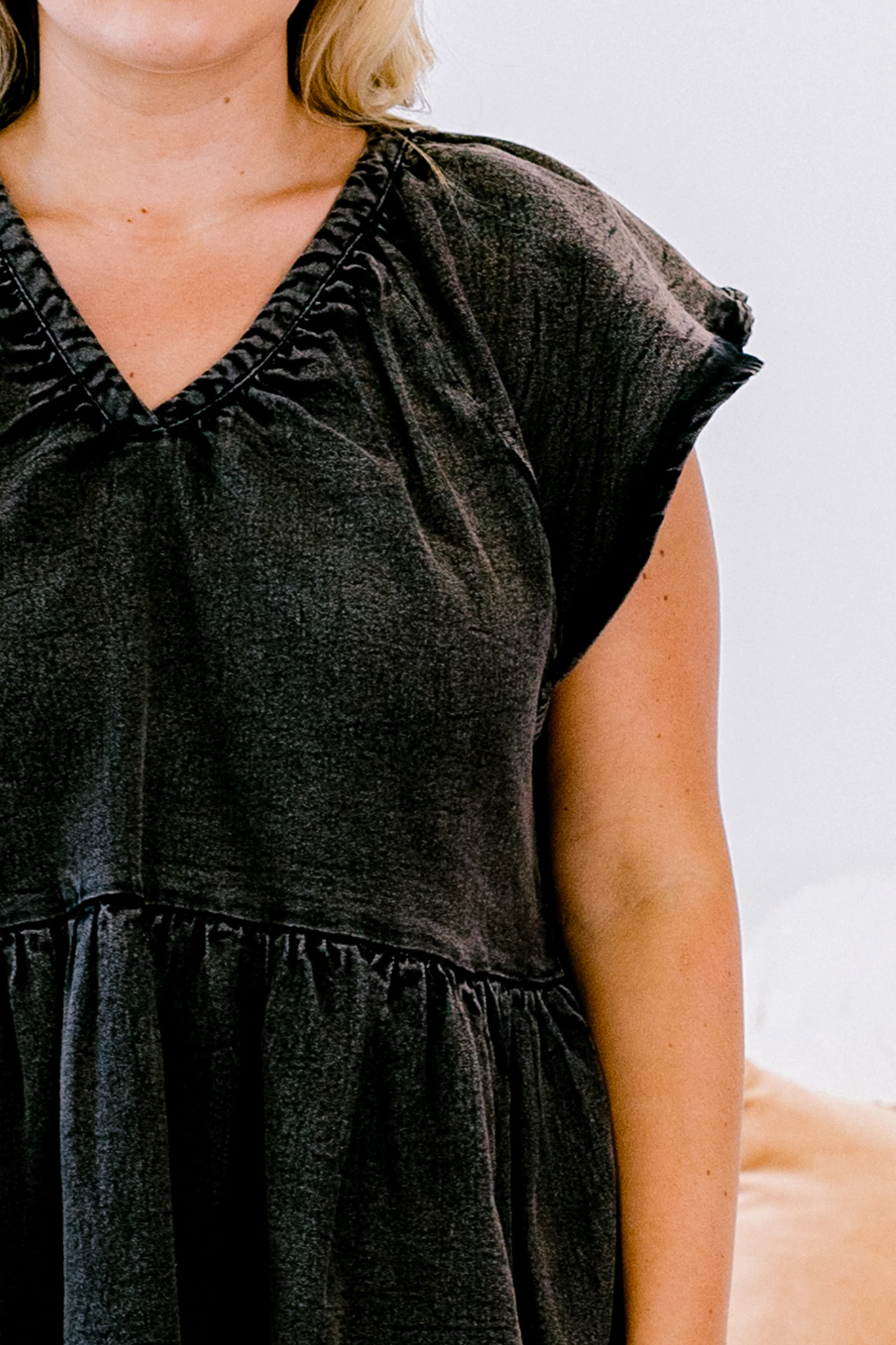 Joy of Simplicity Dress, Black - Giverhouse