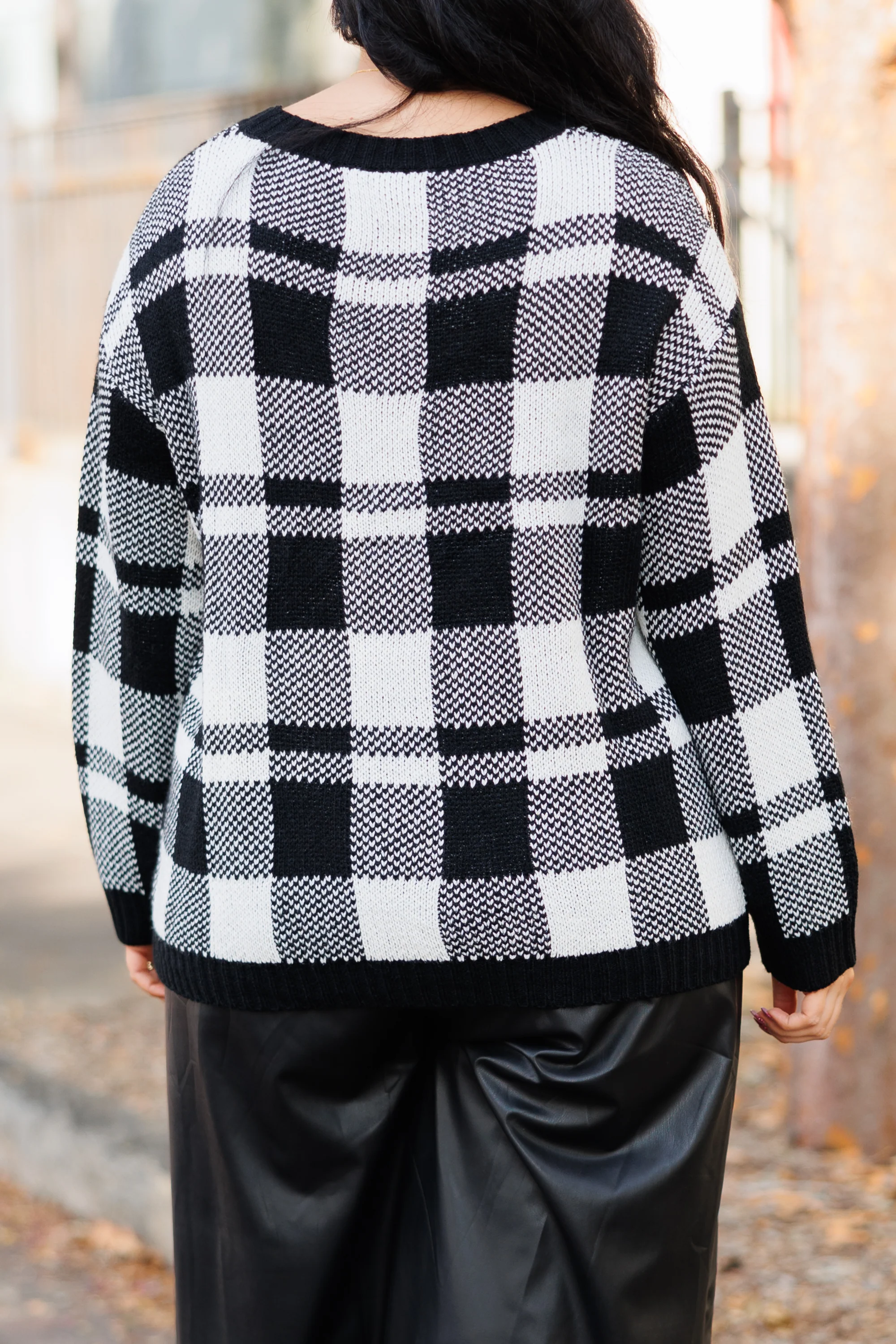 Cute and Cozy Pullover, Black - Giverhouse