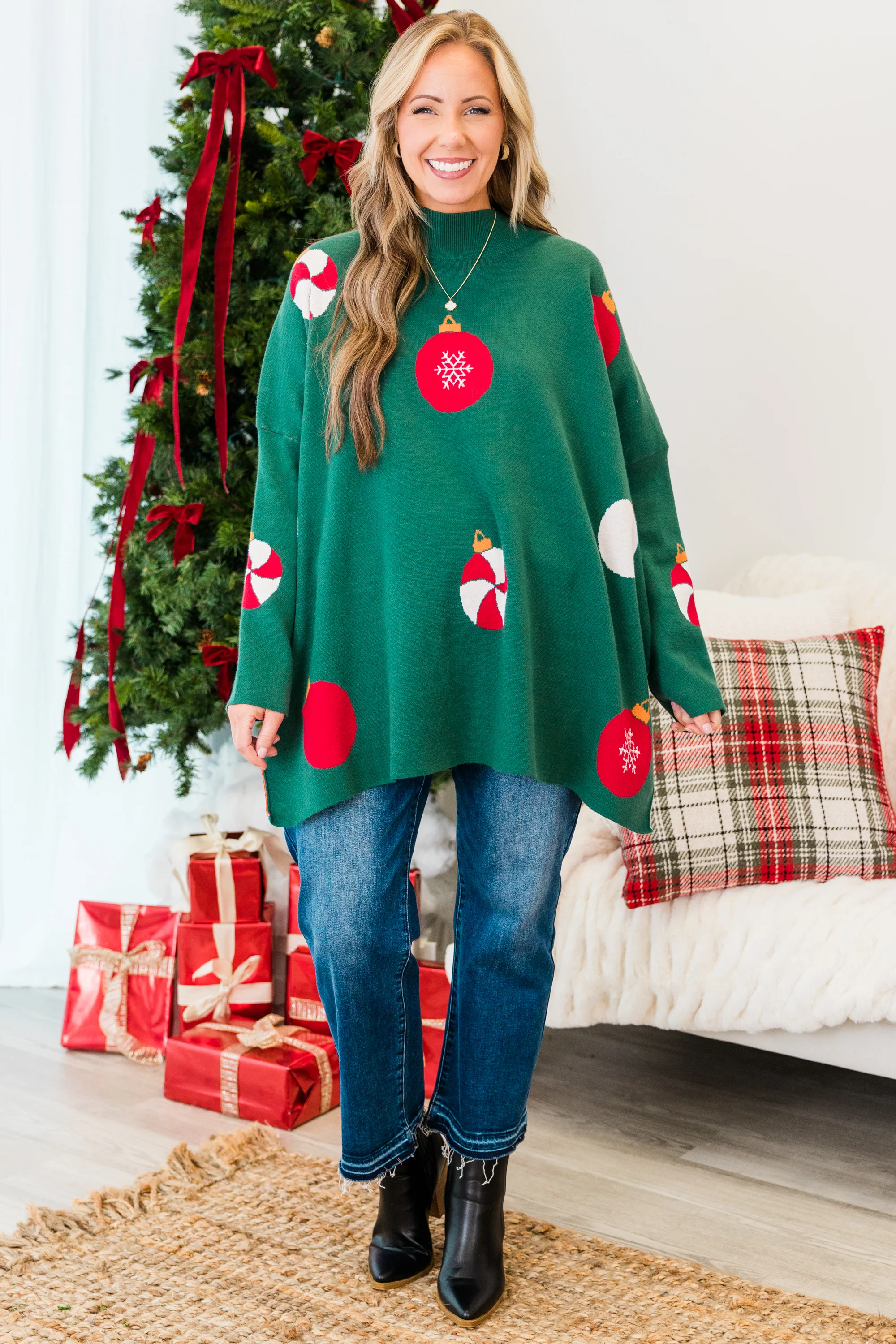 Everything And More Sweater, Green Ornament - Giverhouse